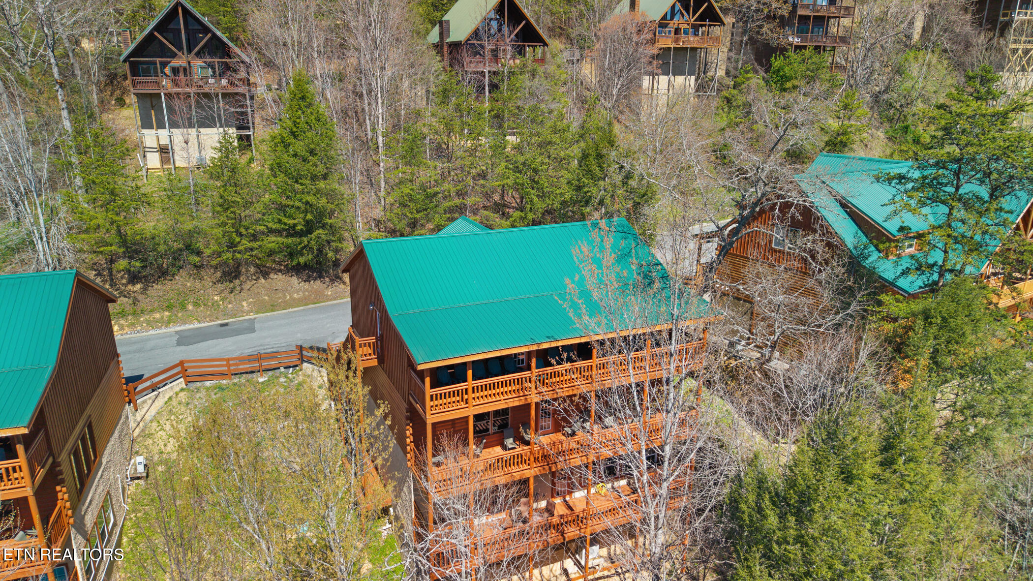 4355 Forest Ridge Way Pigeon Forge TN 37863
