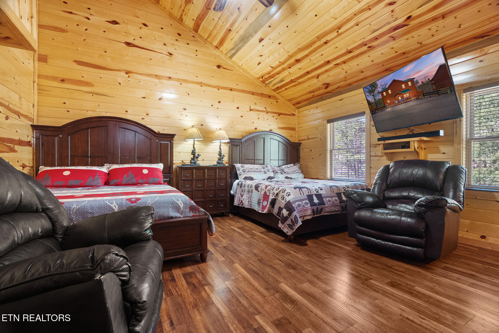 4355 Forest Ridge Way Pigeon Forge TN 37863