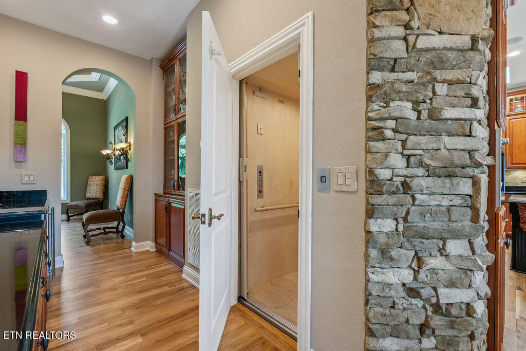 302 Shawnee View Loudon TN 37774