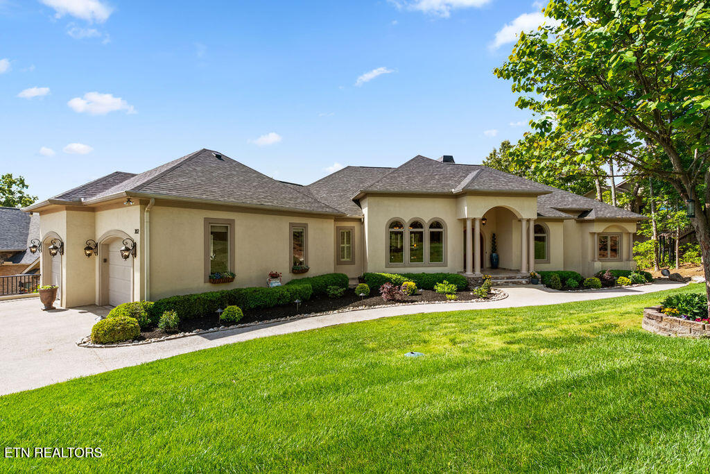 302 Shawnee View Loudon TN 37774
