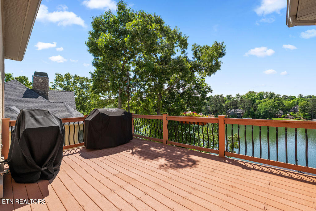 302 Shawnee View Loudon TN 37774