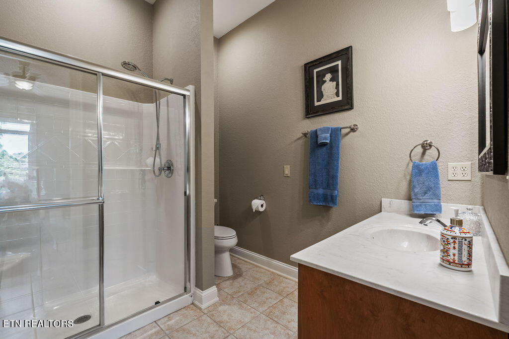 302 Shawnee View Loudon TN 37774