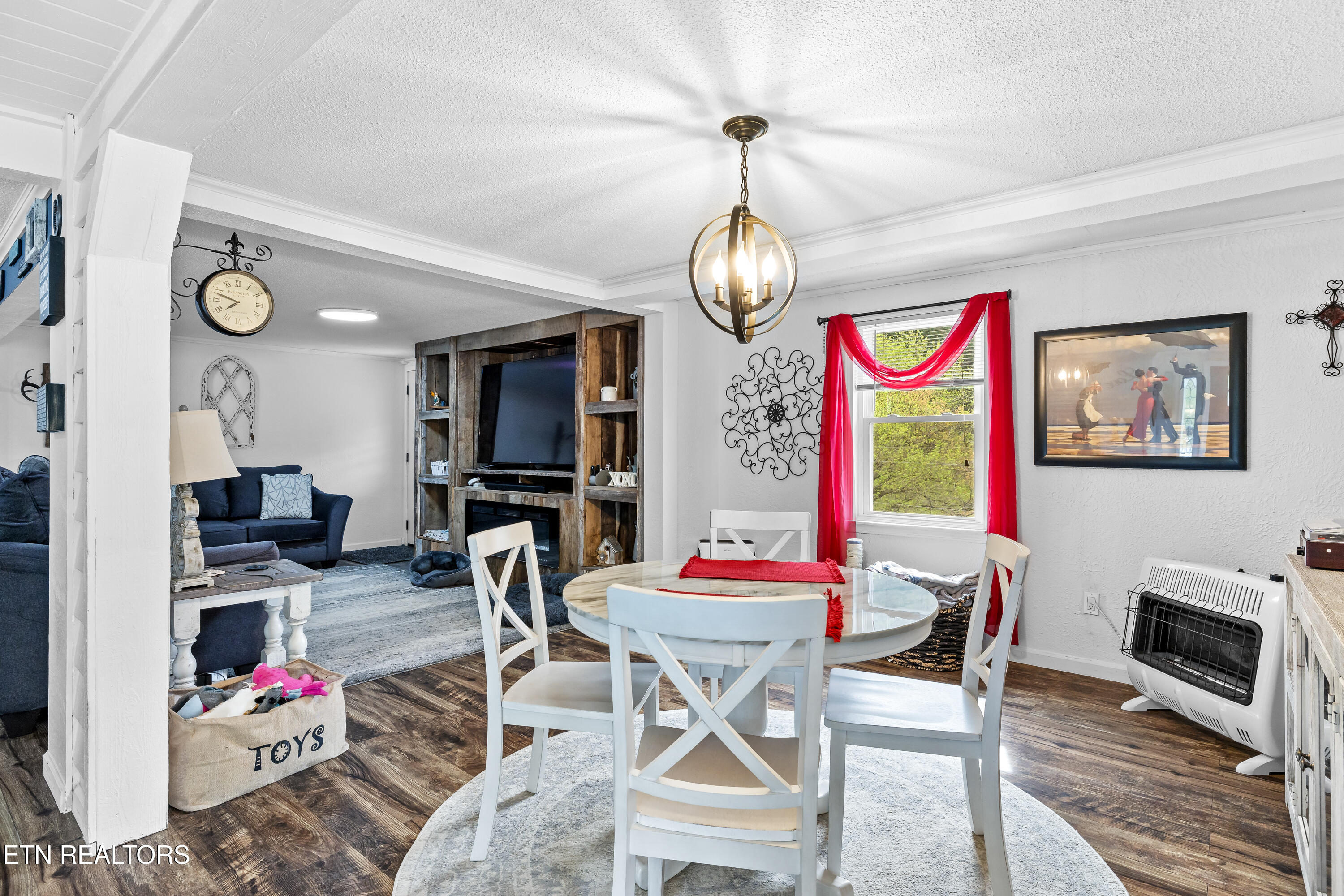 3881 Richardson Cove Road Sevierville TN 37876