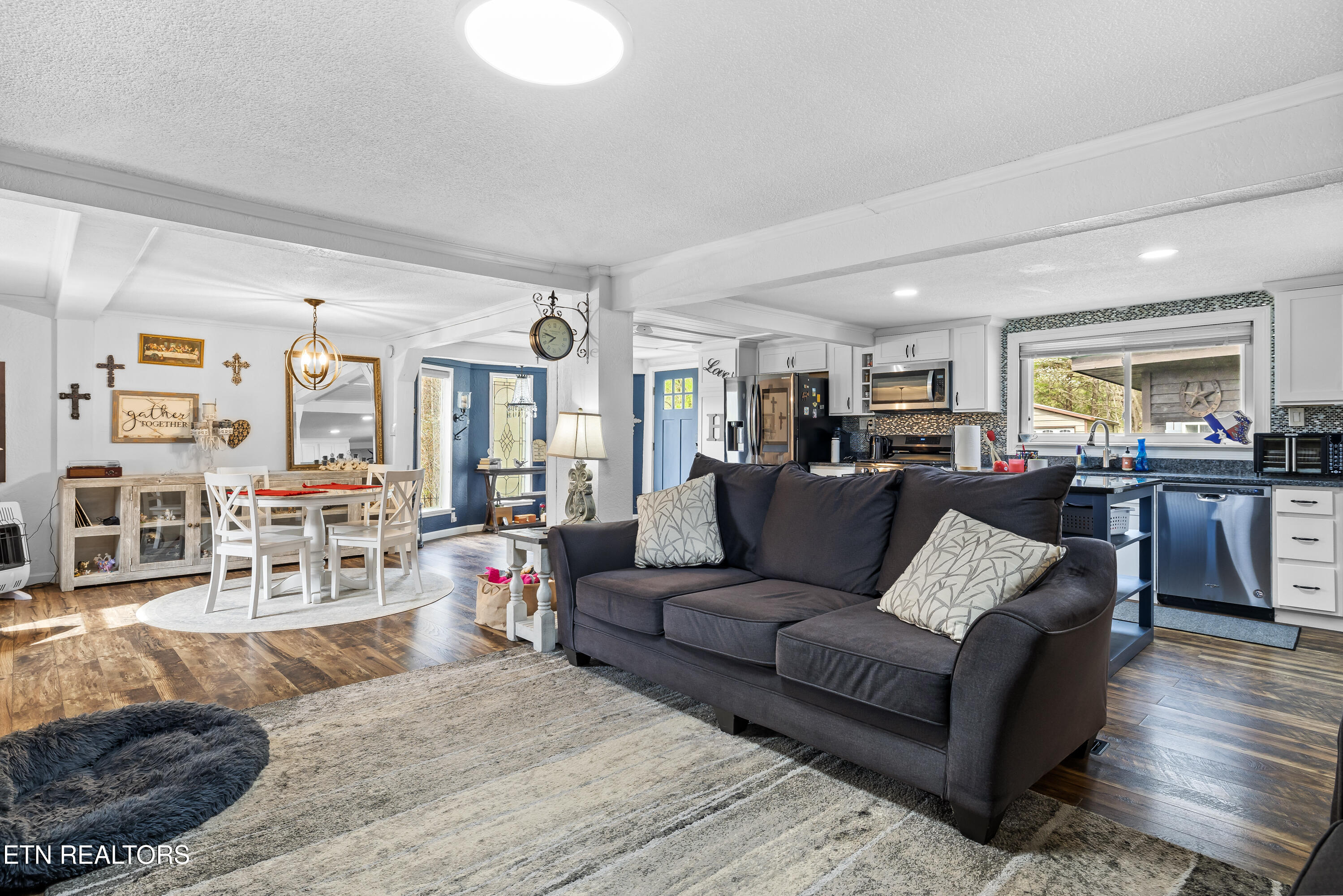 3881 Richardson Cove Road Sevierville TN 37876