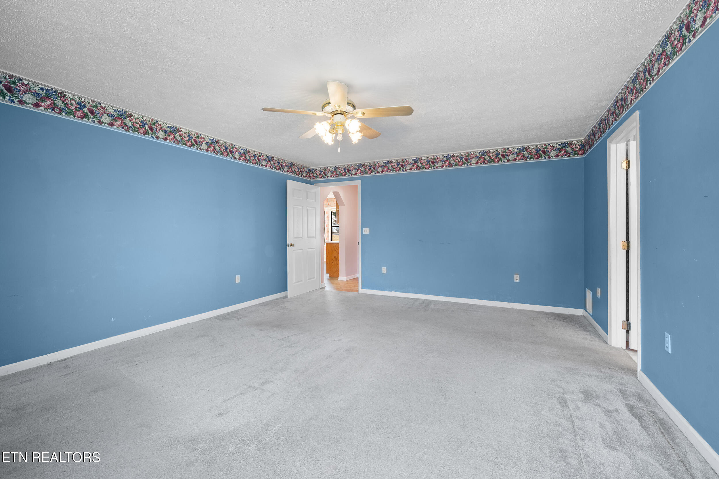 2929 Oak Top Court Kodak TN 37764