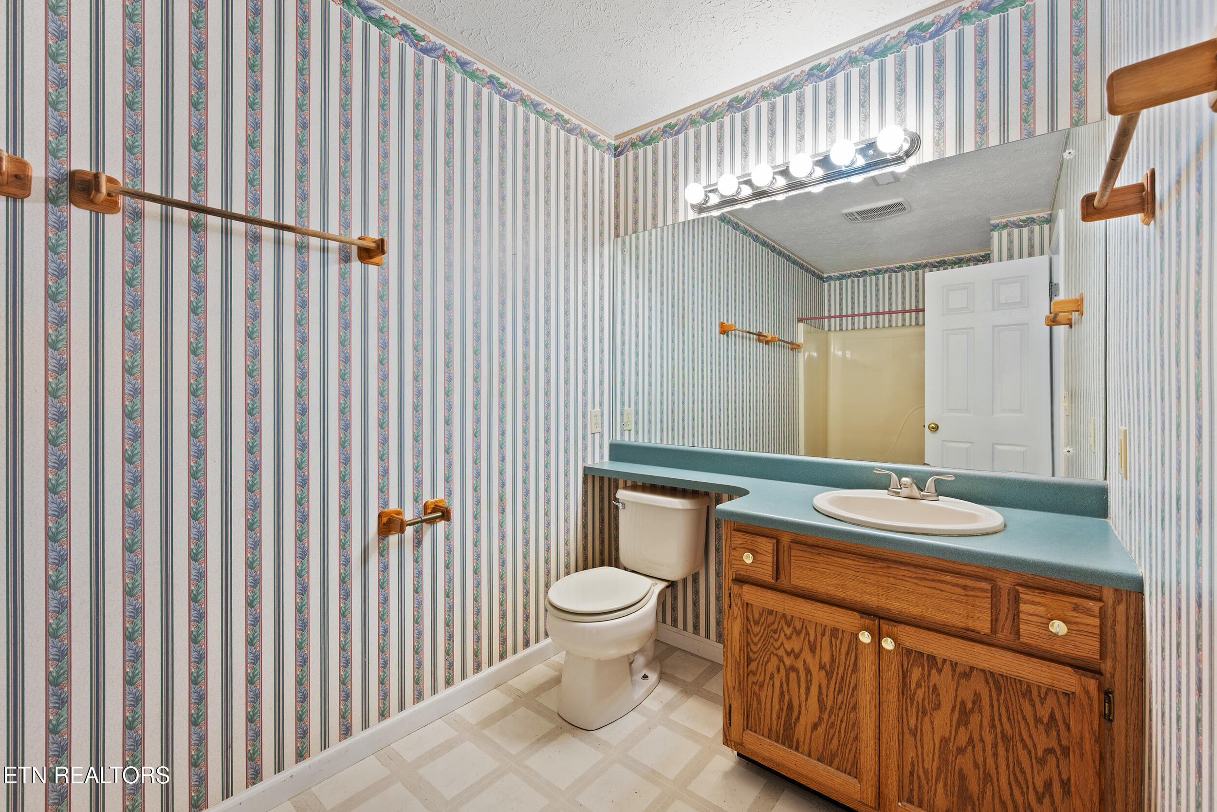 2929 Oak Top Court Kodak TN 37764