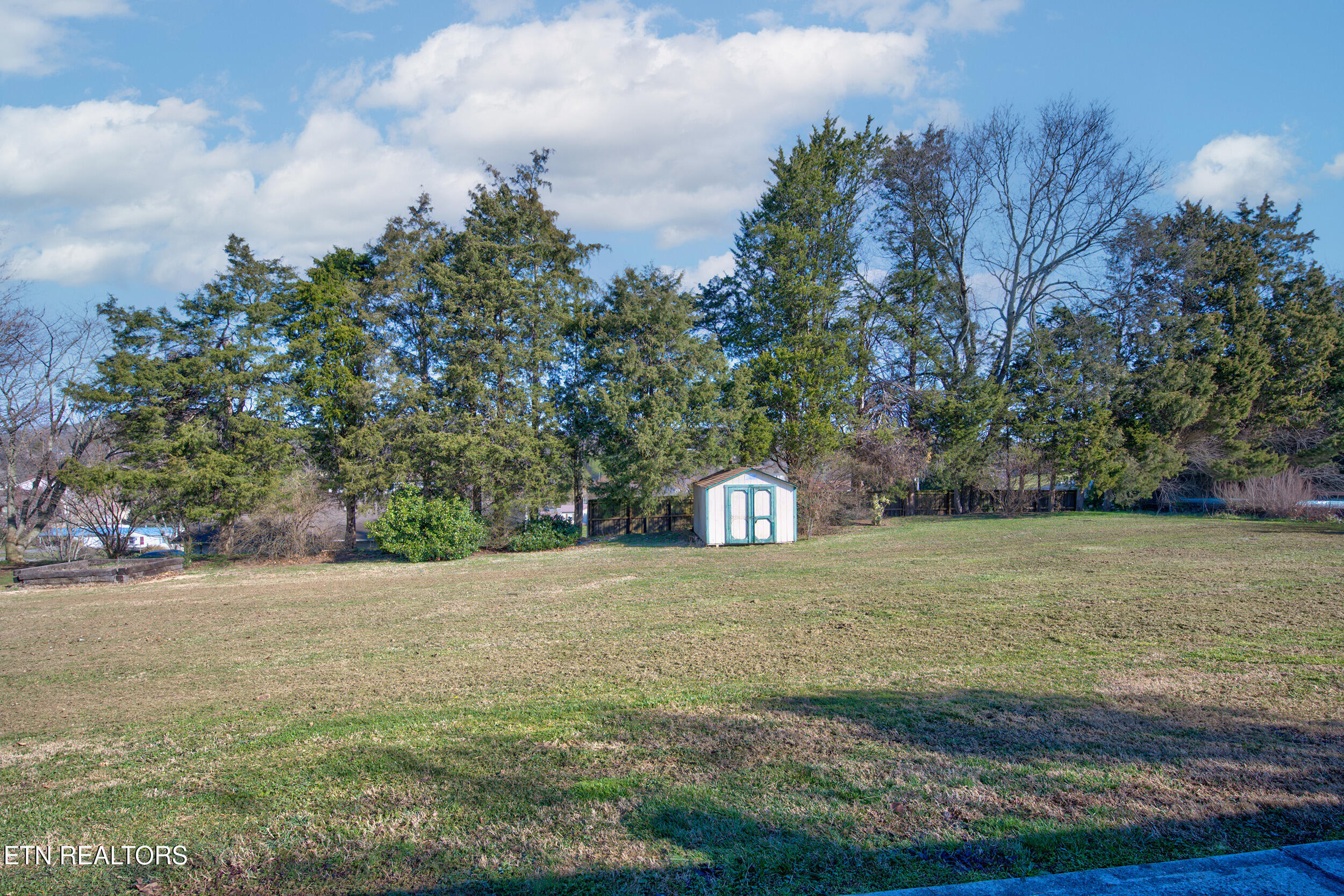 2929 Oak Top Court Kodak TN 37764