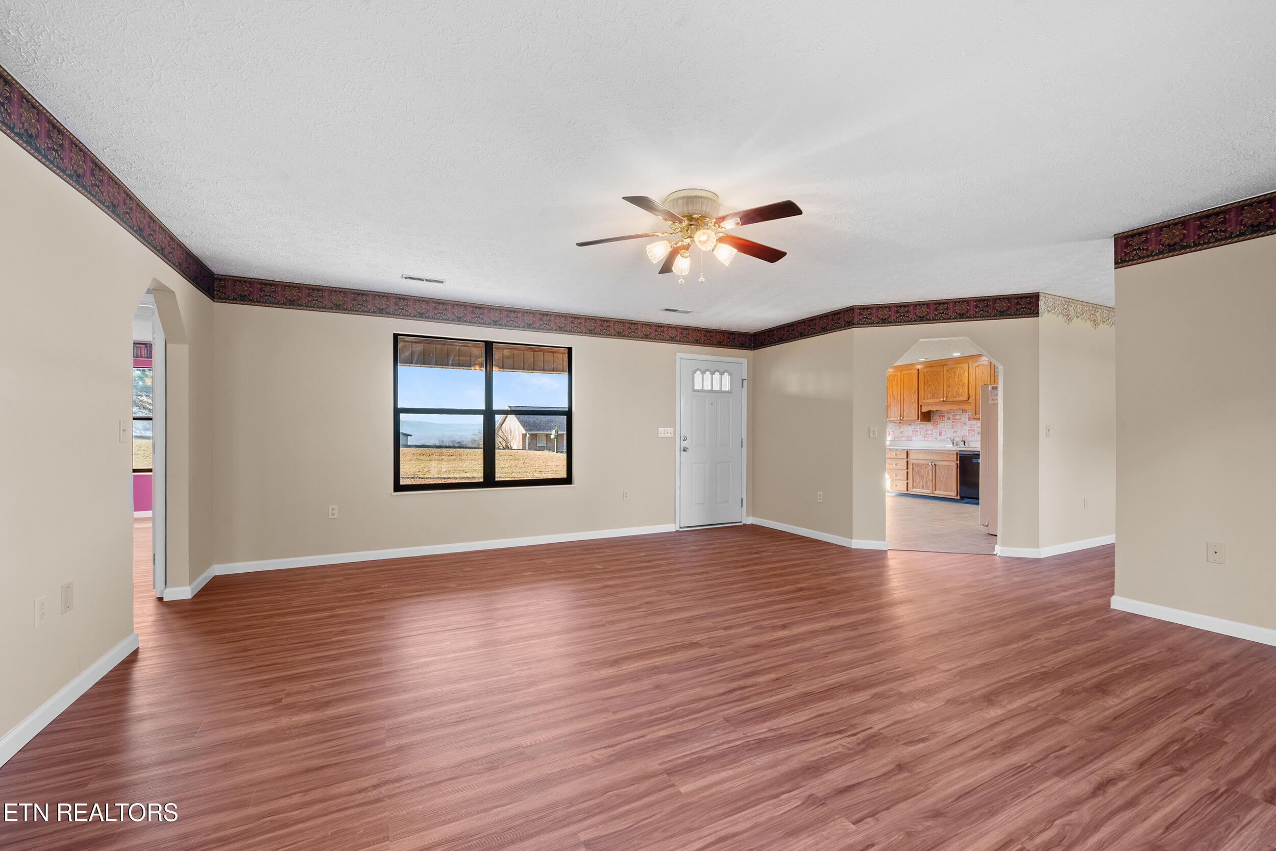 2929 Oak Top Court Kodak TN 37764