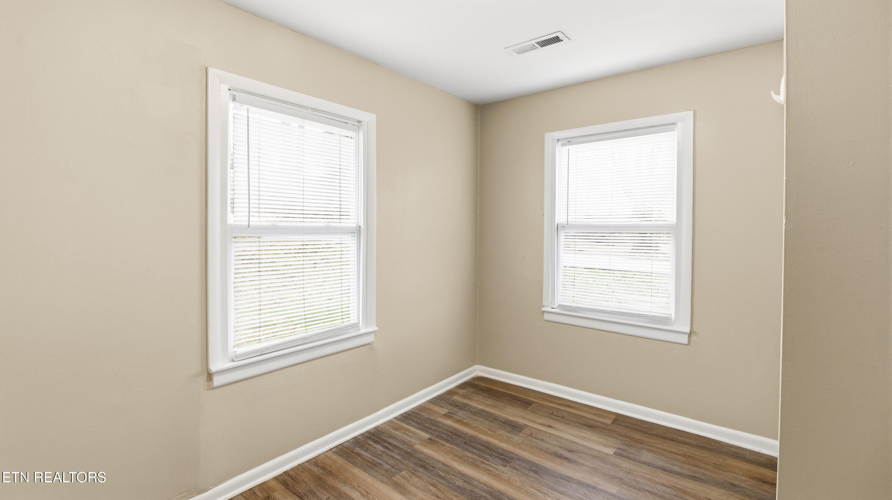 240 Meadowbrook Drive Pigeon Forge TN 37863