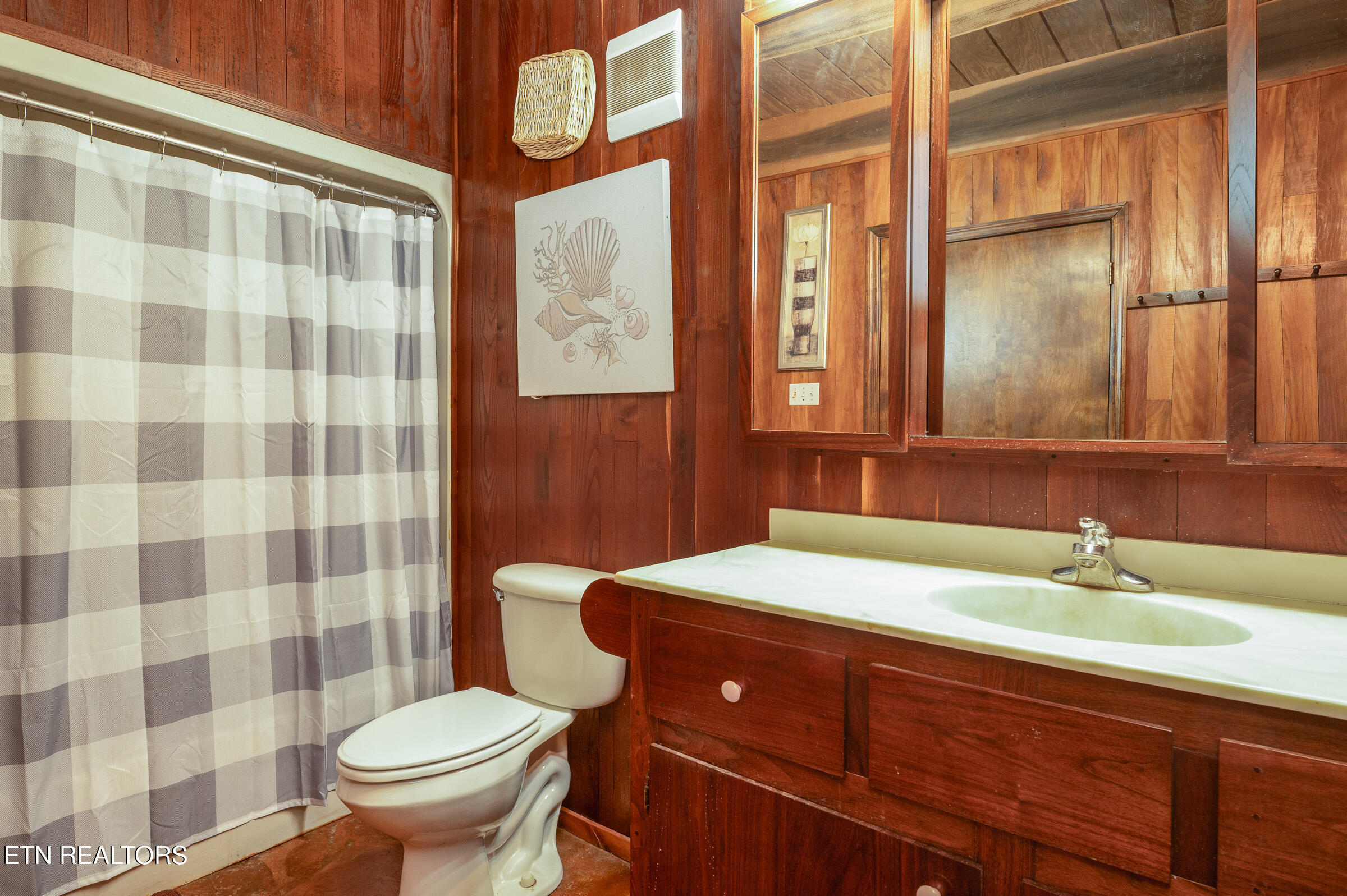 230 Comb Ridge Road Maynardville TN 37807