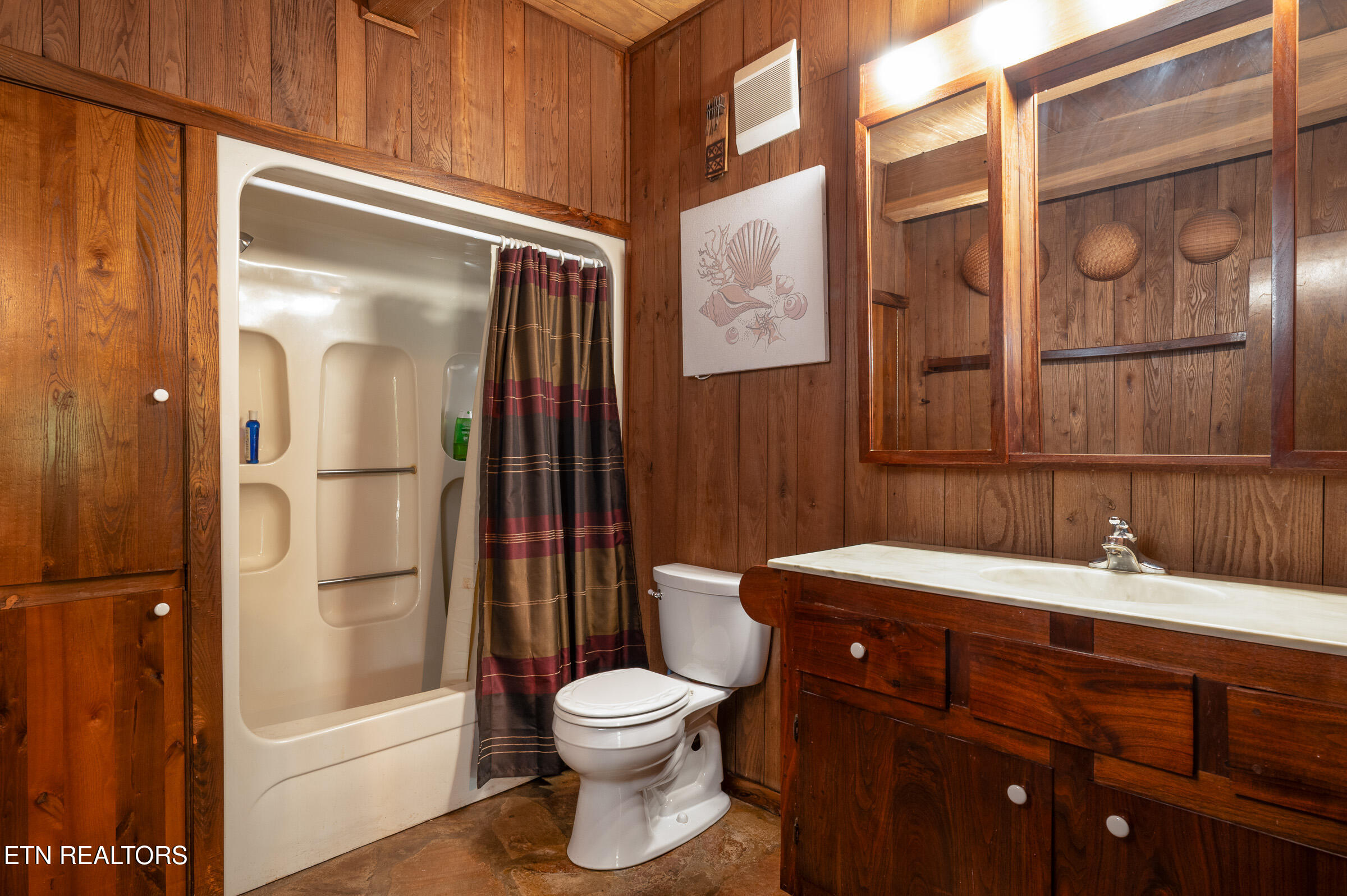 230 Comb Ridge Road Maynardville TN 37807