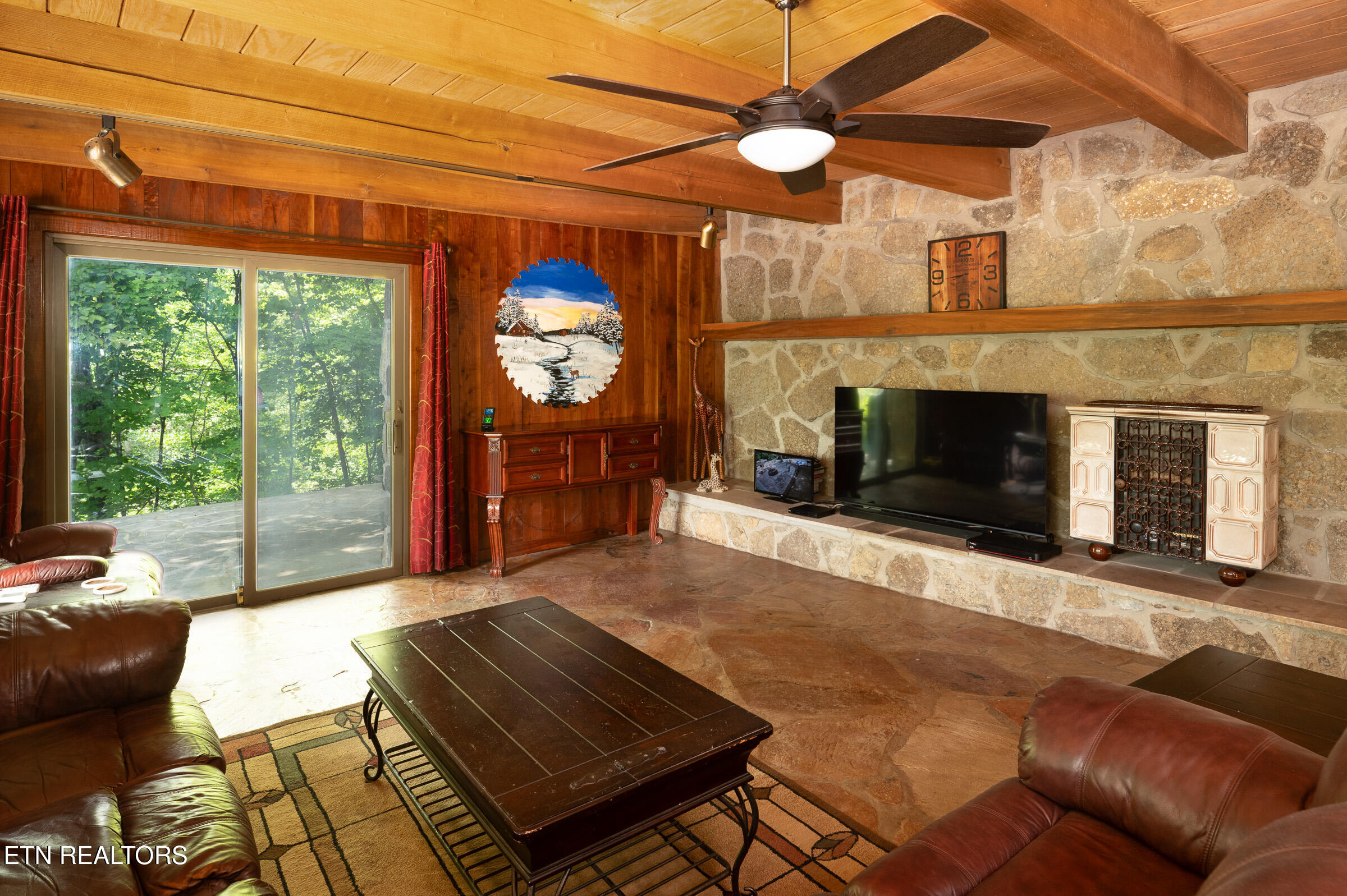 230 Comb Ridge Road Maynardville TN 37807