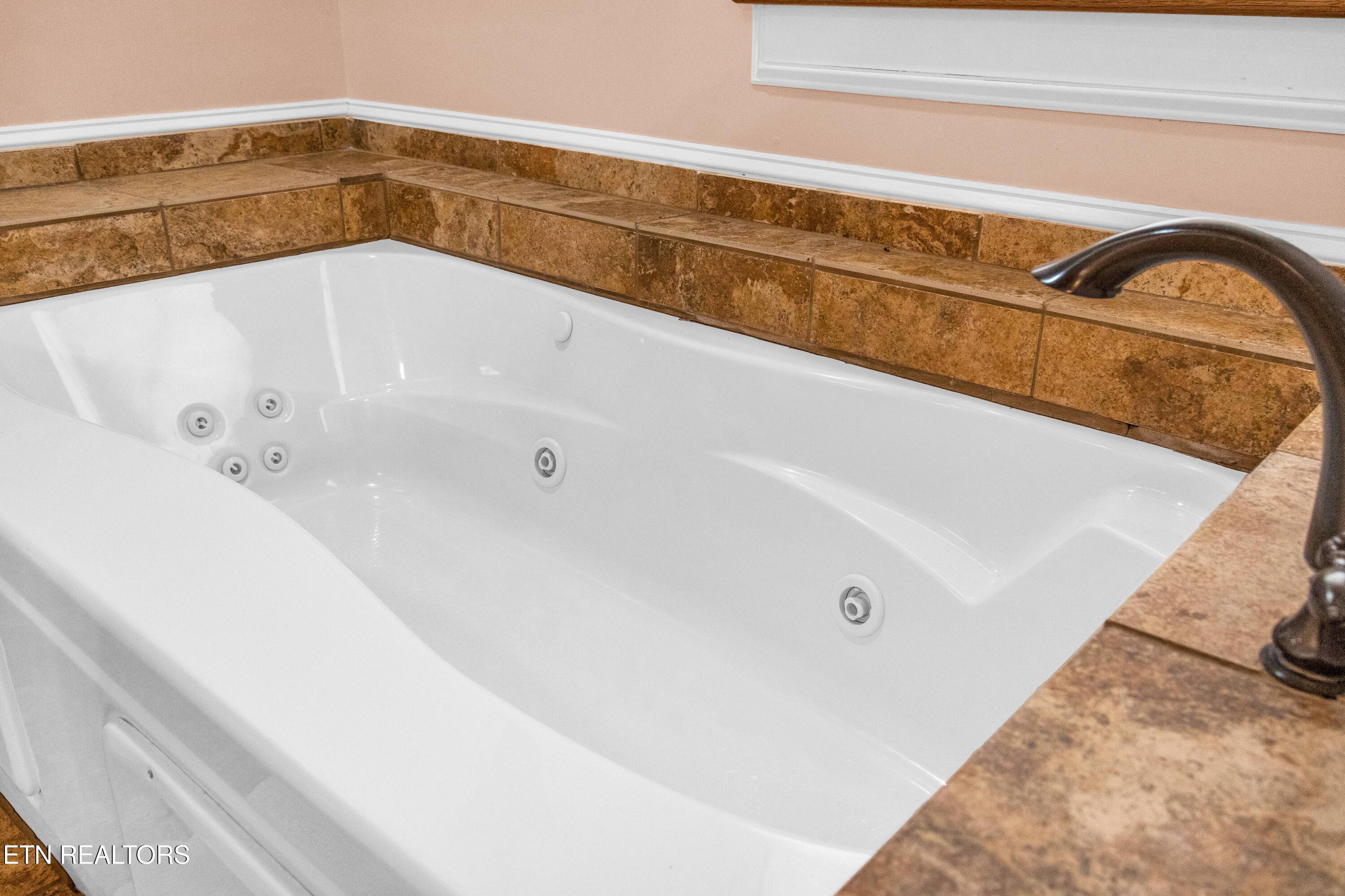 128 Rafter Road Tellico Plains TN 37385