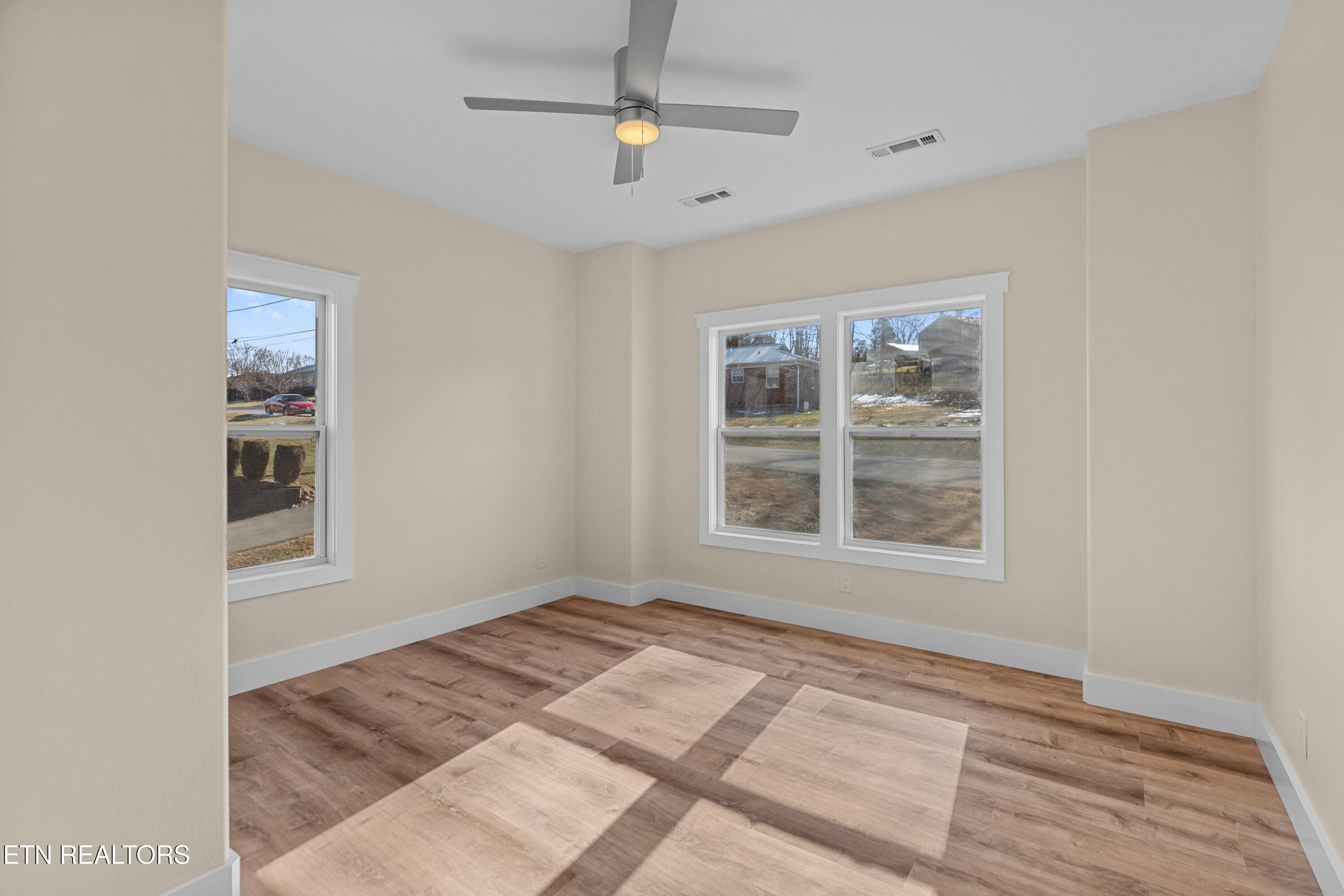 869 N Outer Drive Morristown TN 37814