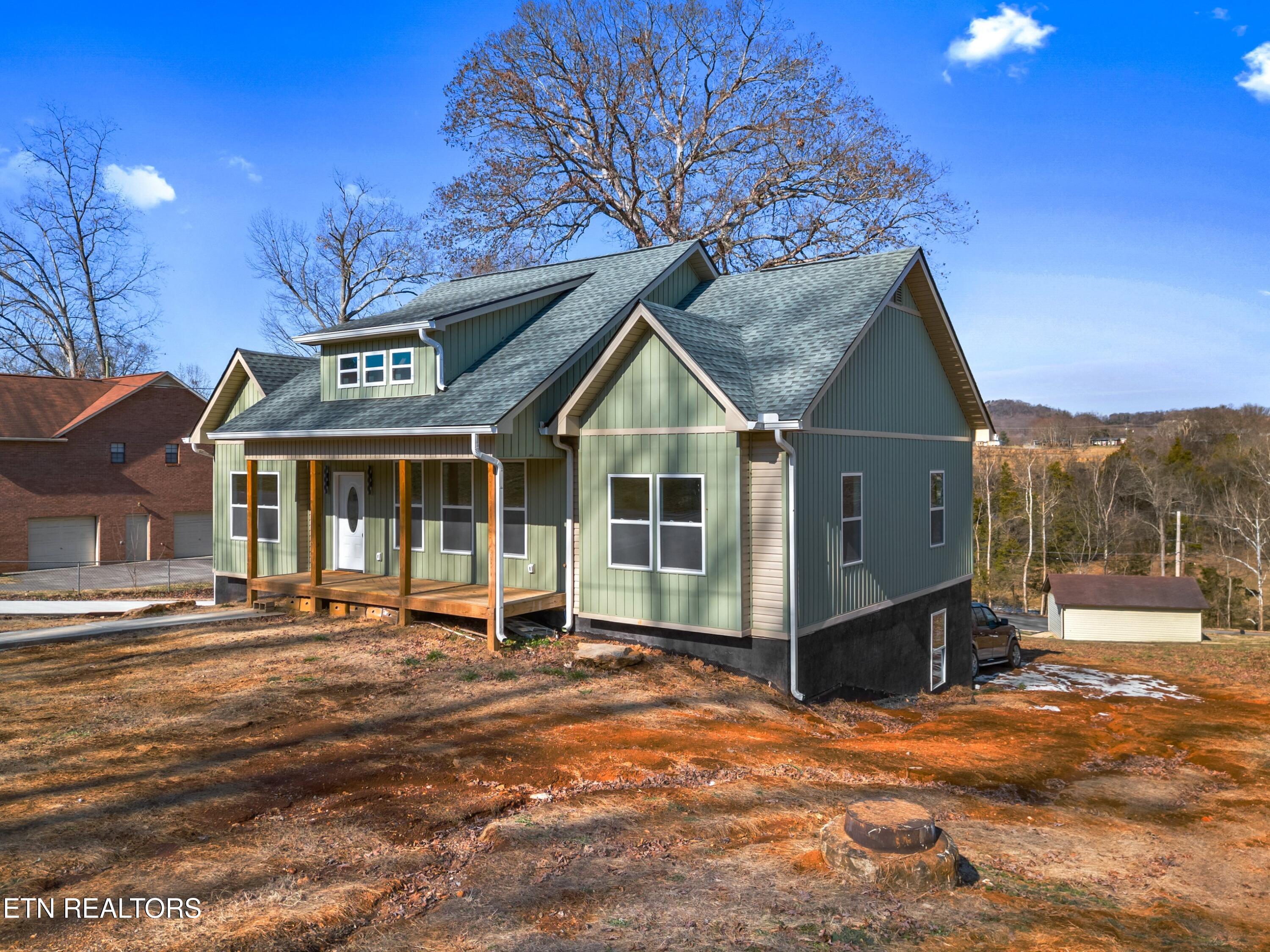 869 N Outer Drive Morristown TN 37814