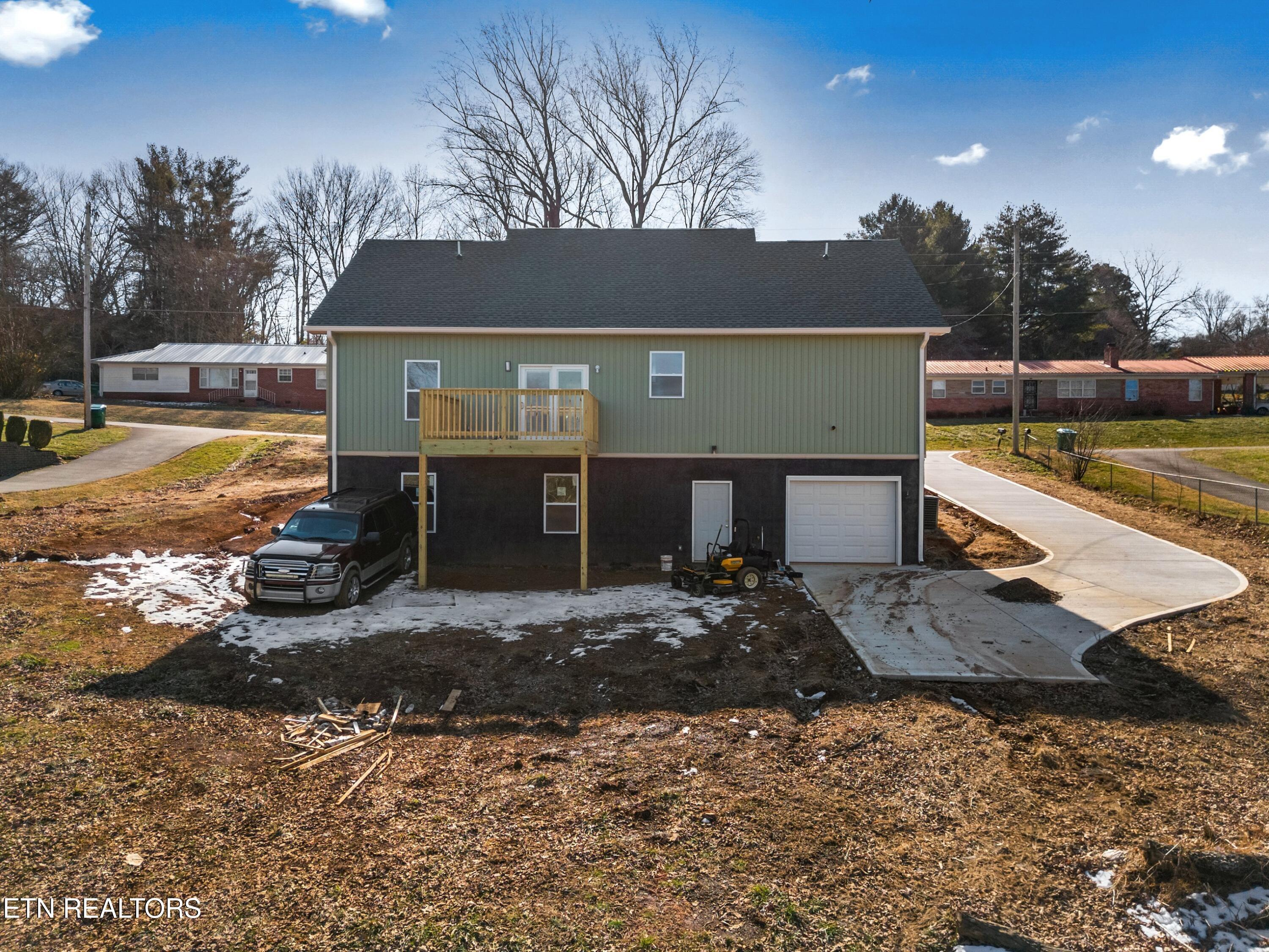 869 N Outer Drive Morristown TN 37814