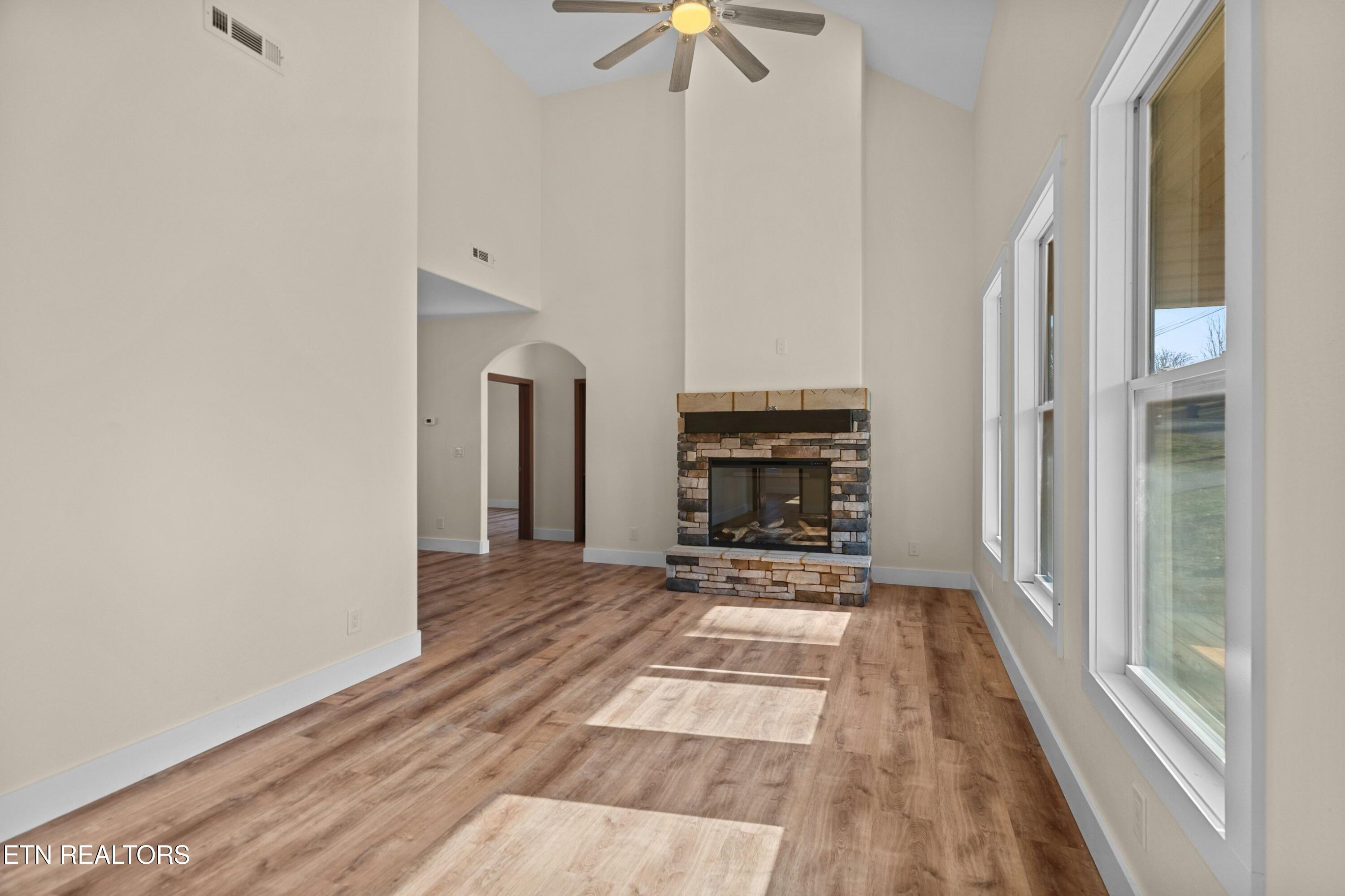 869 N Outer Drive Morristown TN 37814