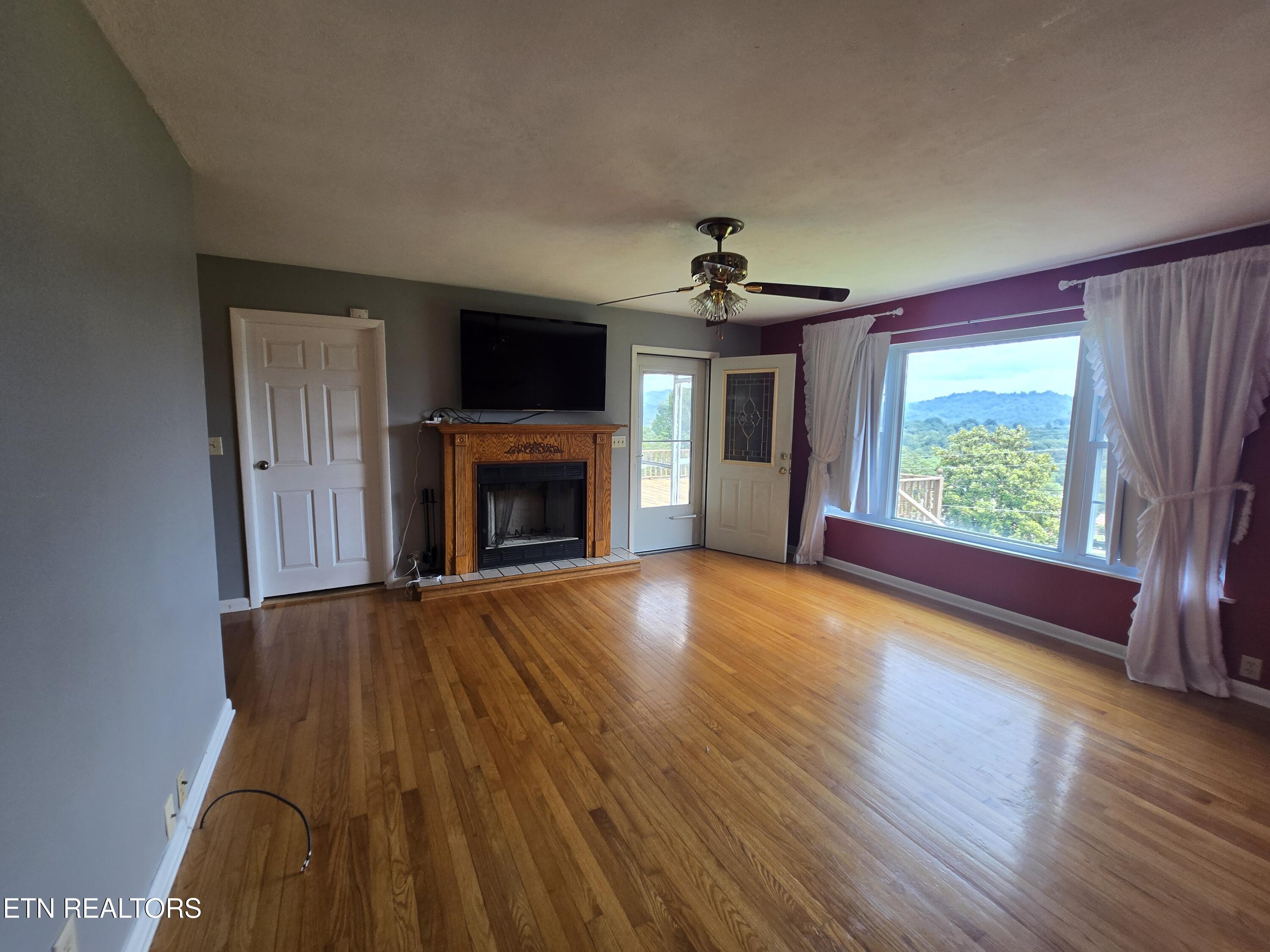 221 Rose Drive Tazewell TN 37879