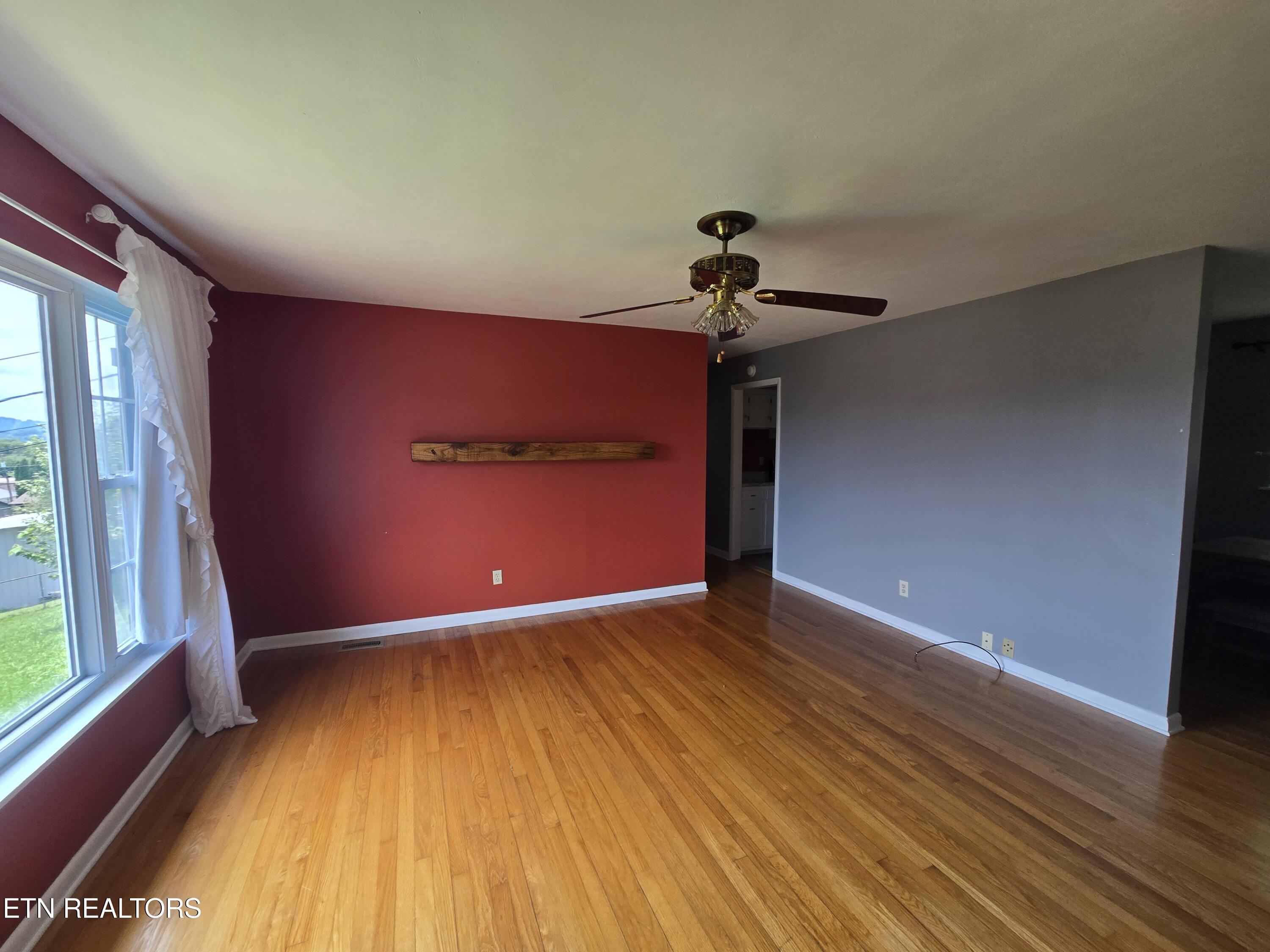 221 Rose Drive Tazewell TN 37879