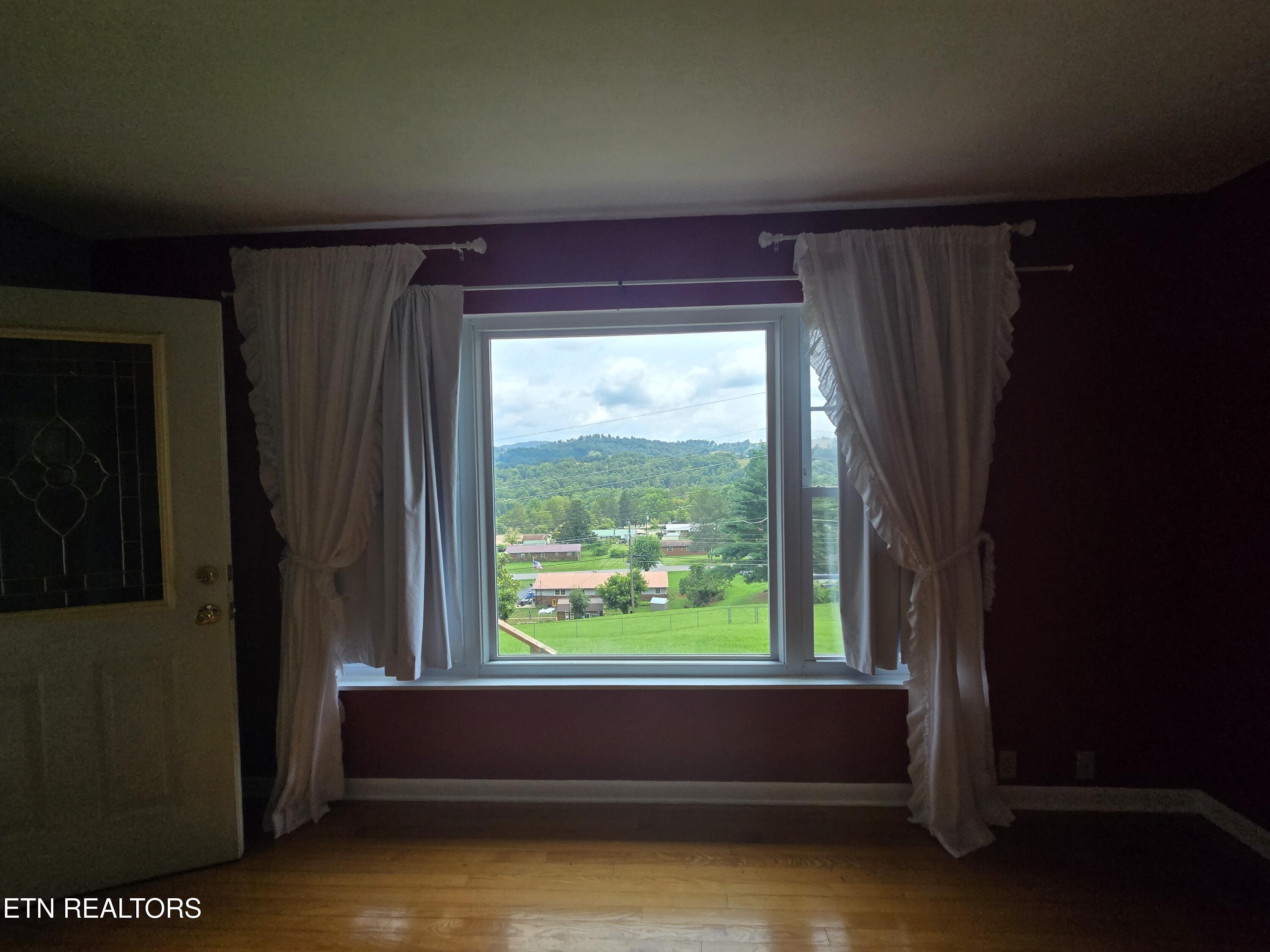 221 Rose Drive Tazewell TN 37879