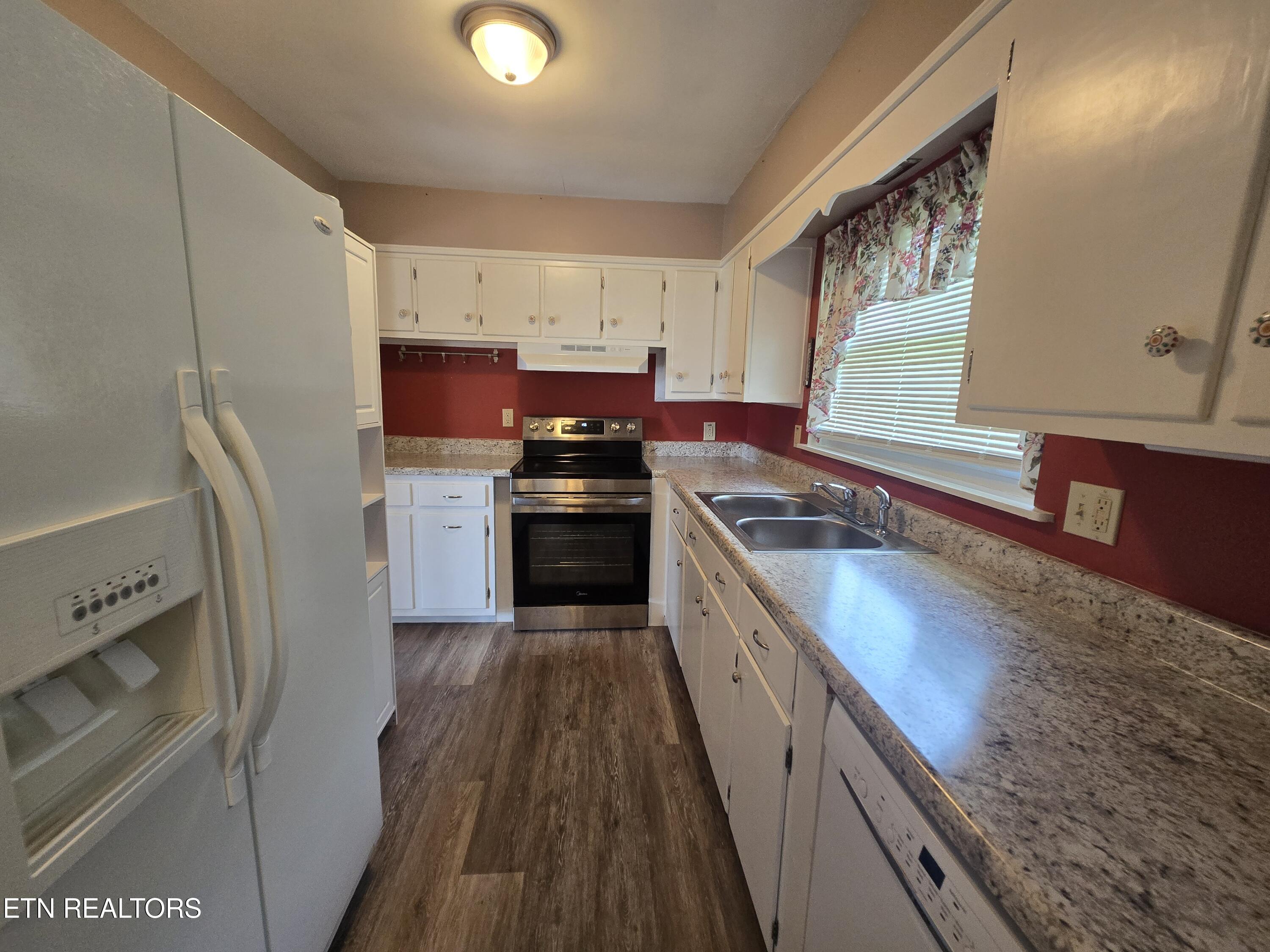 221 Rose Drive Tazewell TN 37879