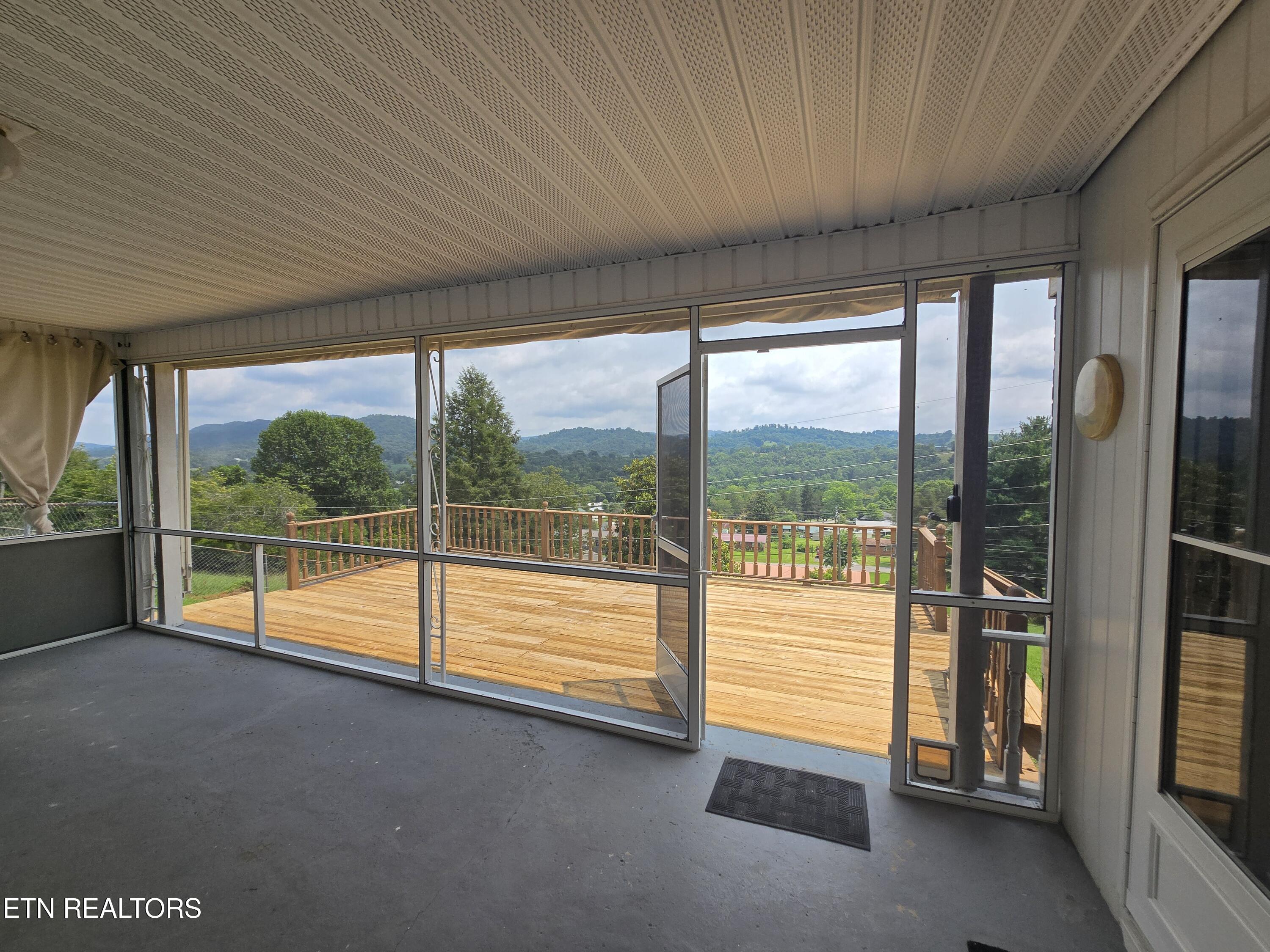 221 Rose Drive Tazewell TN 37879