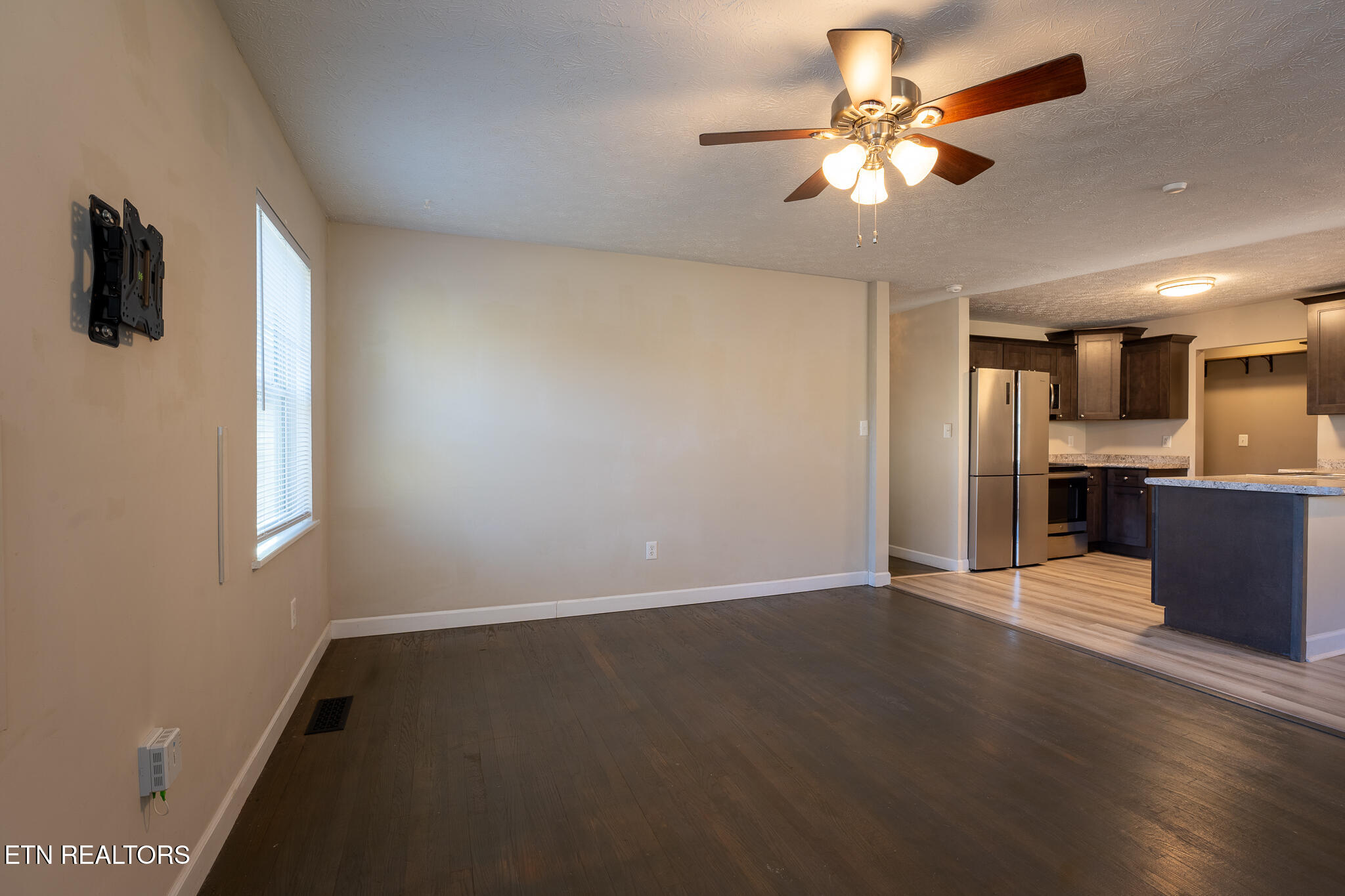 205 N 12th Street Lafollette TN 37766