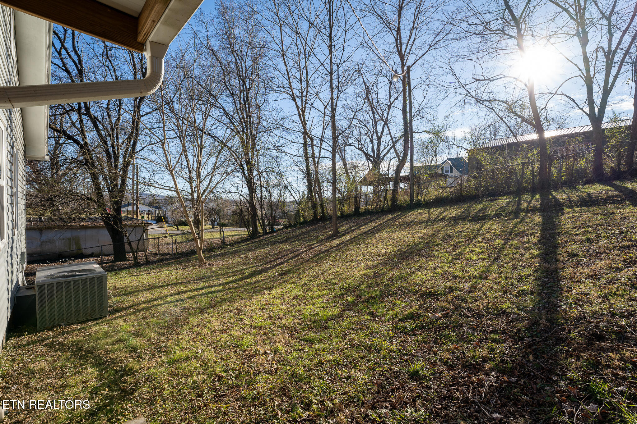 205 N 12th Street Lafollette TN 37766