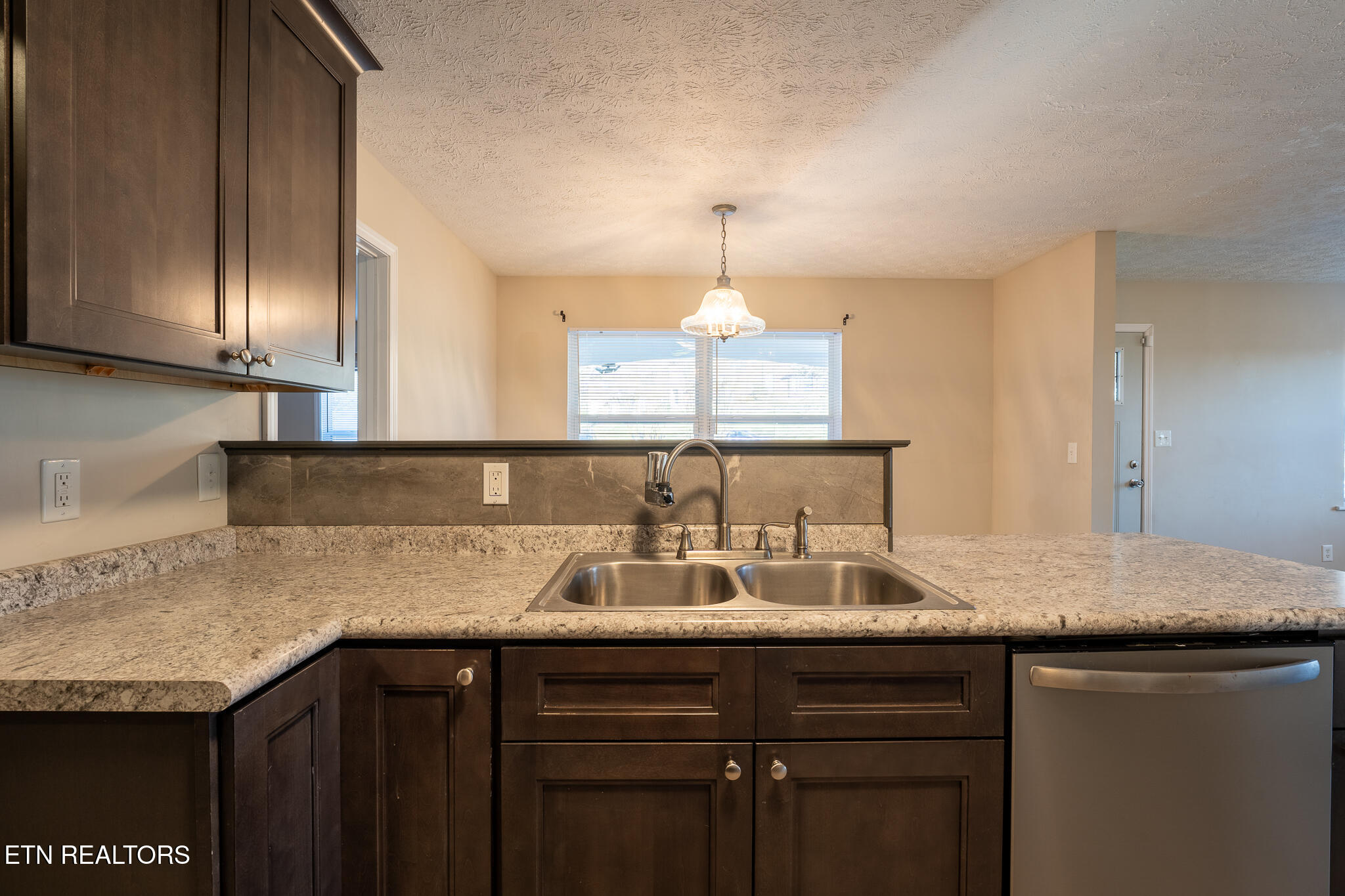 205 N 12th Street Lafollette TN 37766