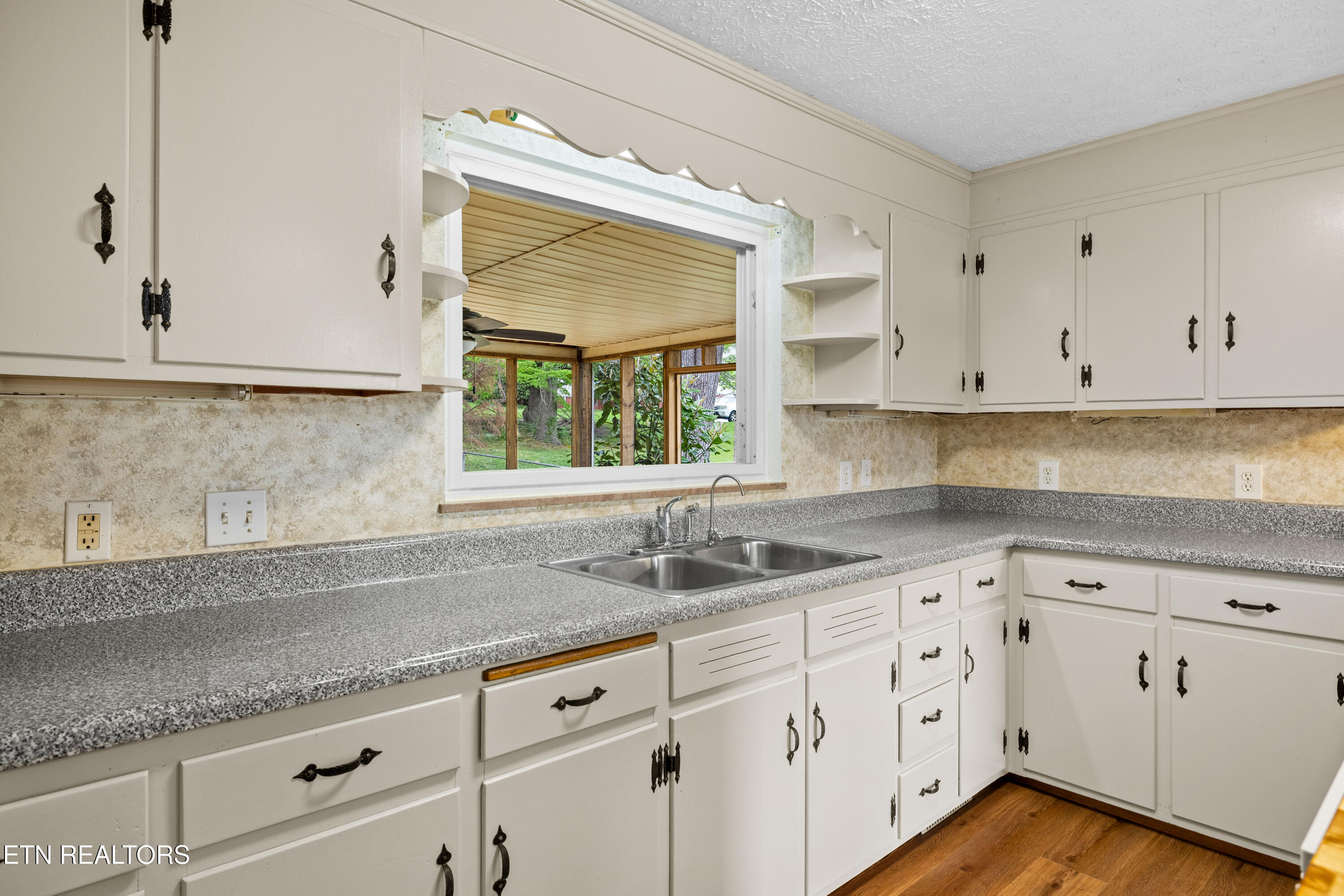 1309 Everette Avenue Maryville TN 37804