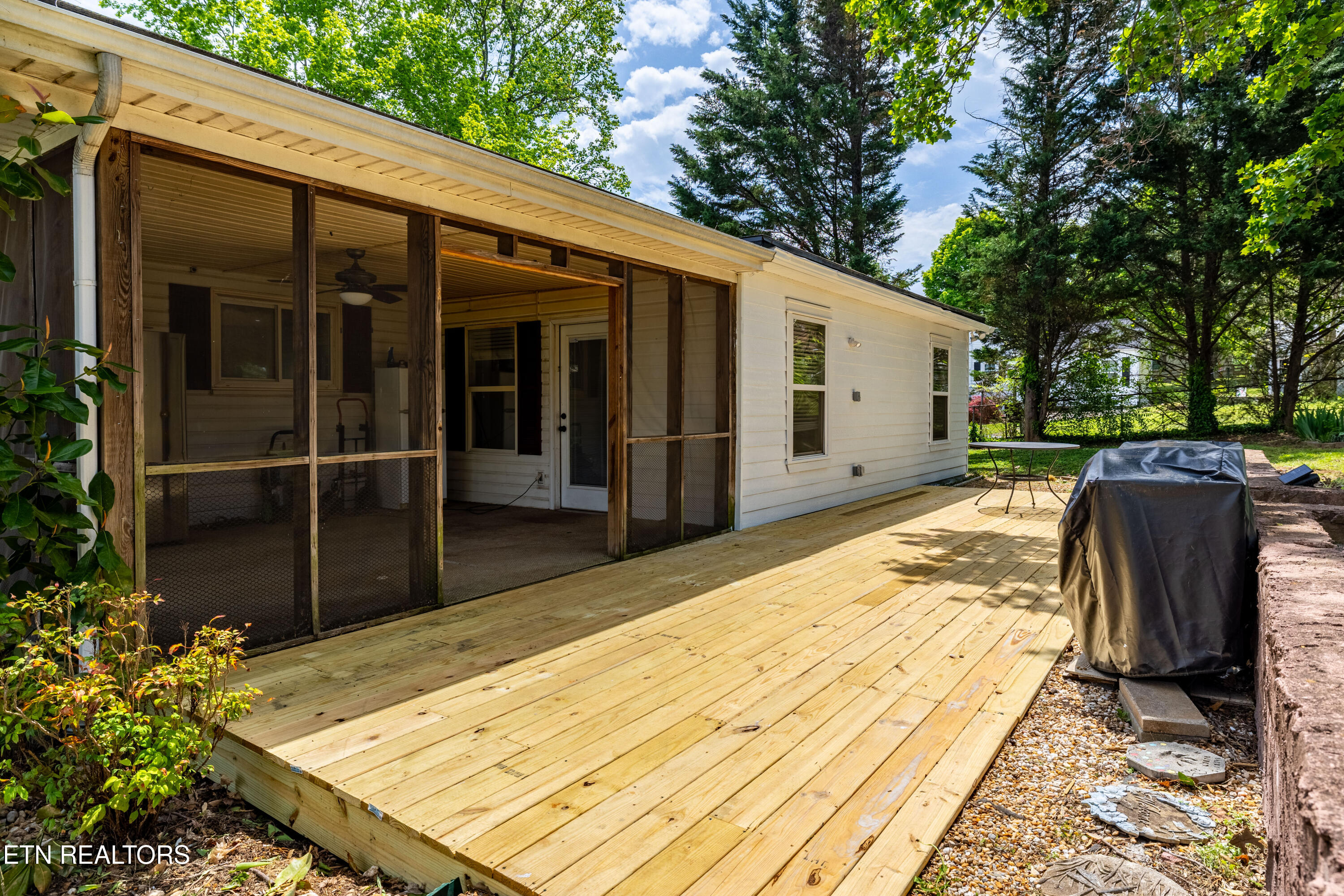 1309 Everette Avenue Maryville TN 37804