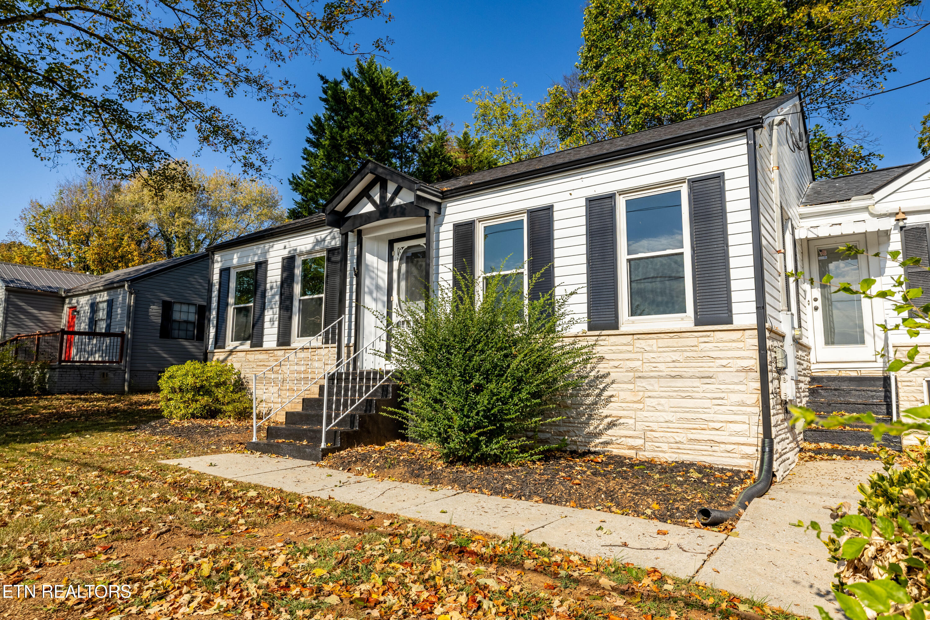 1309 Everette Avenue Maryville TN 37804