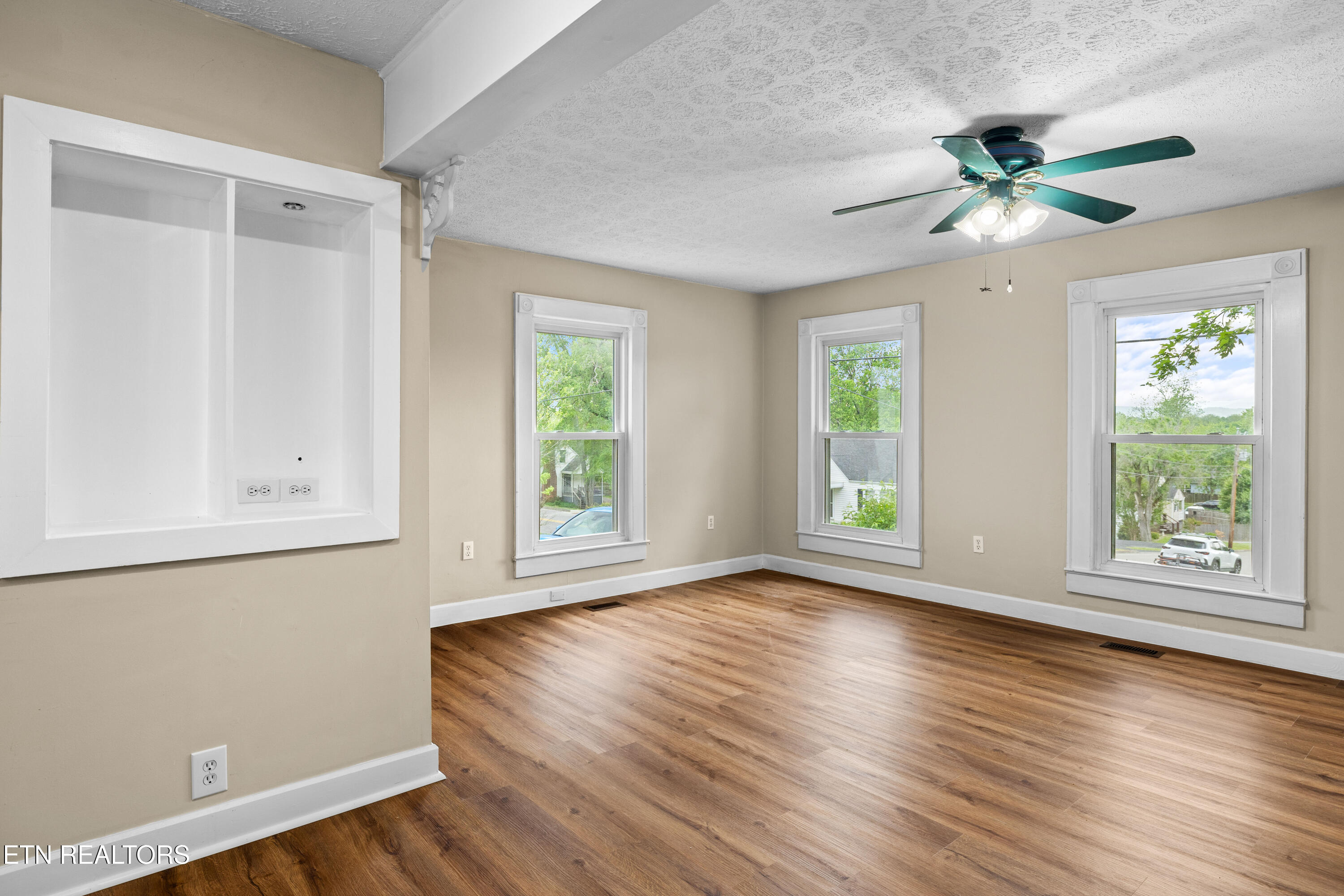 1309 Everette Avenue Maryville TN 37804