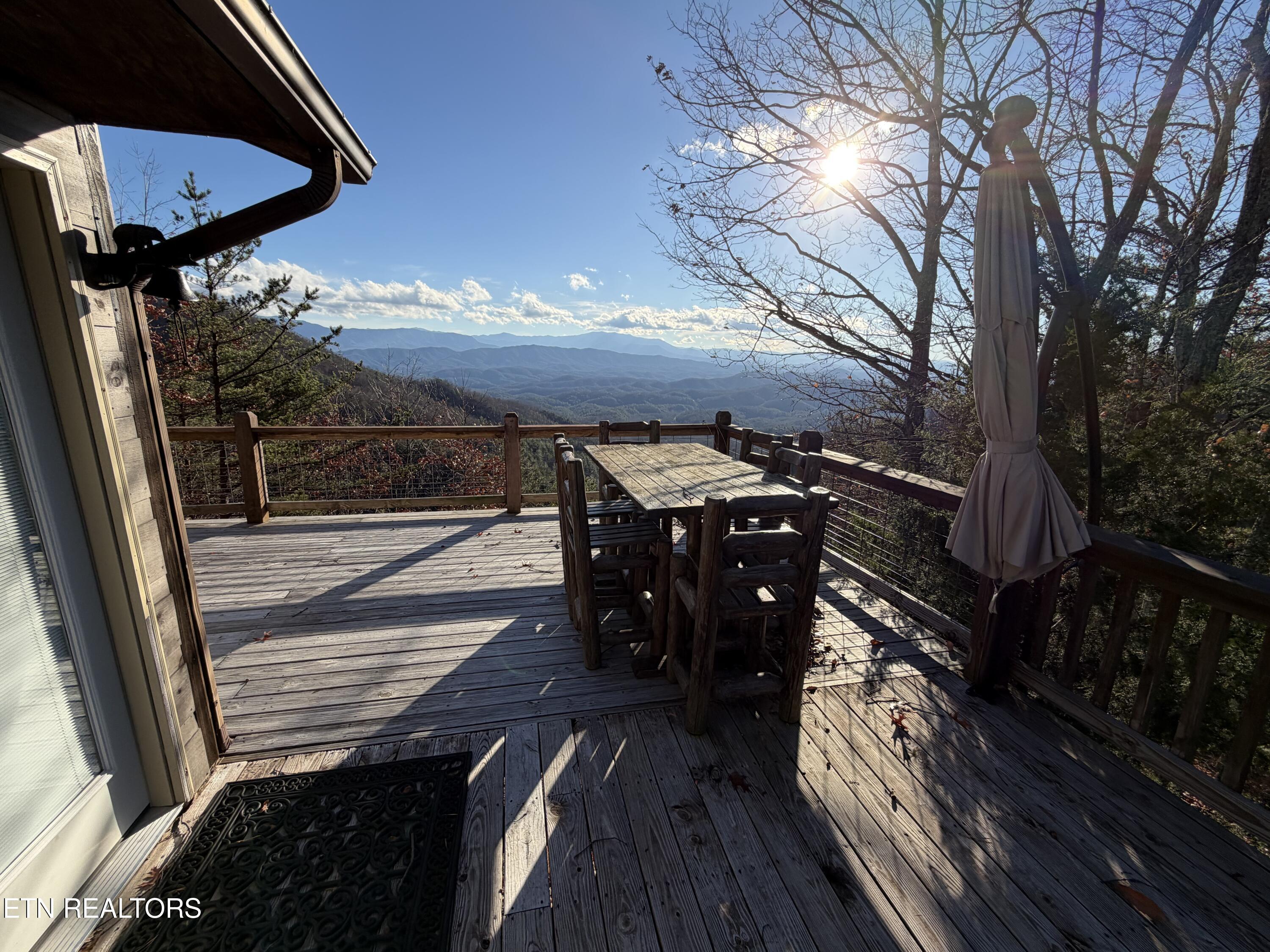 1001 Old Laurel Lane Sevierville TN 37876
