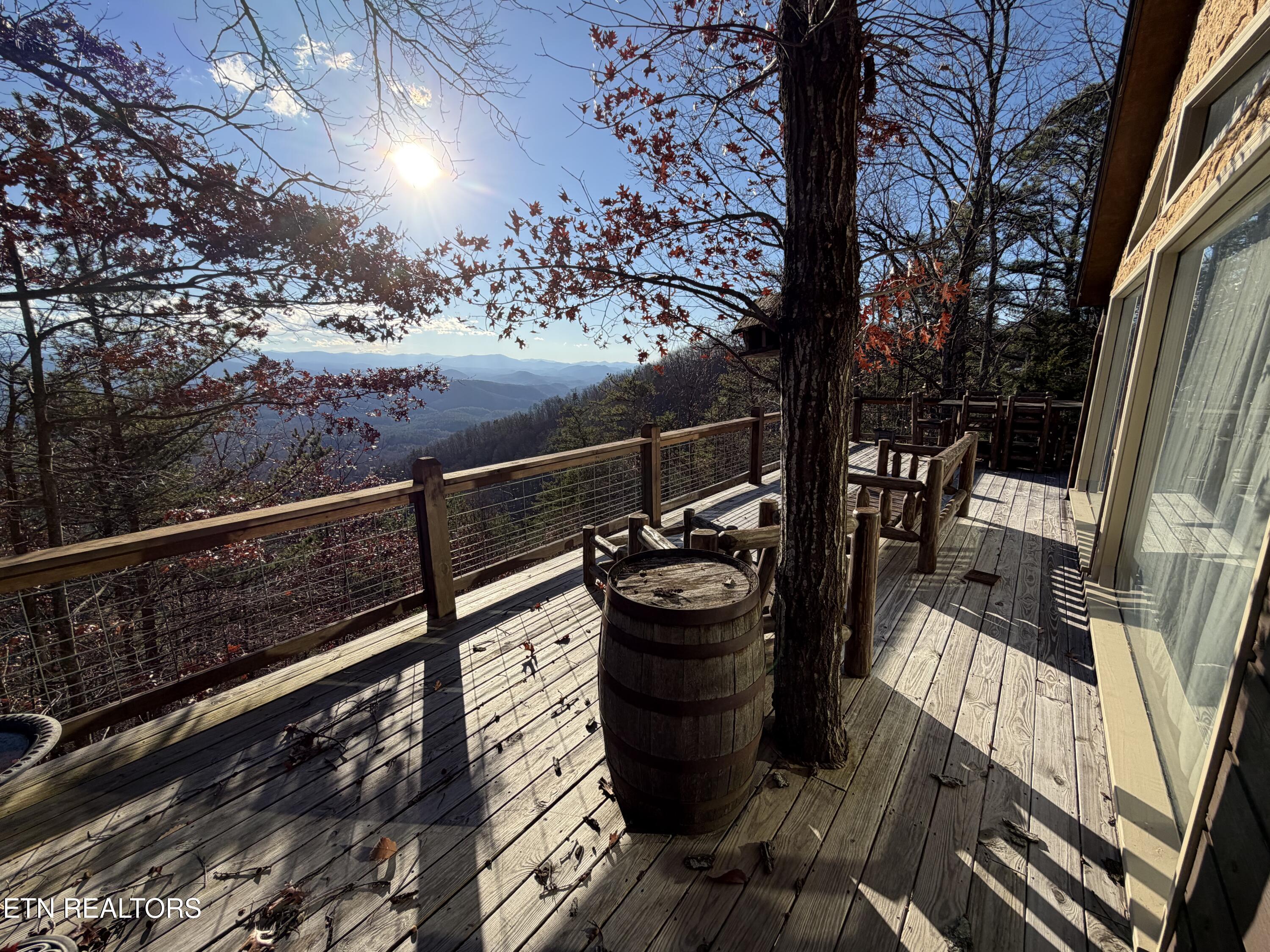 1001 Old Laurel Lane Sevierville TN 37876