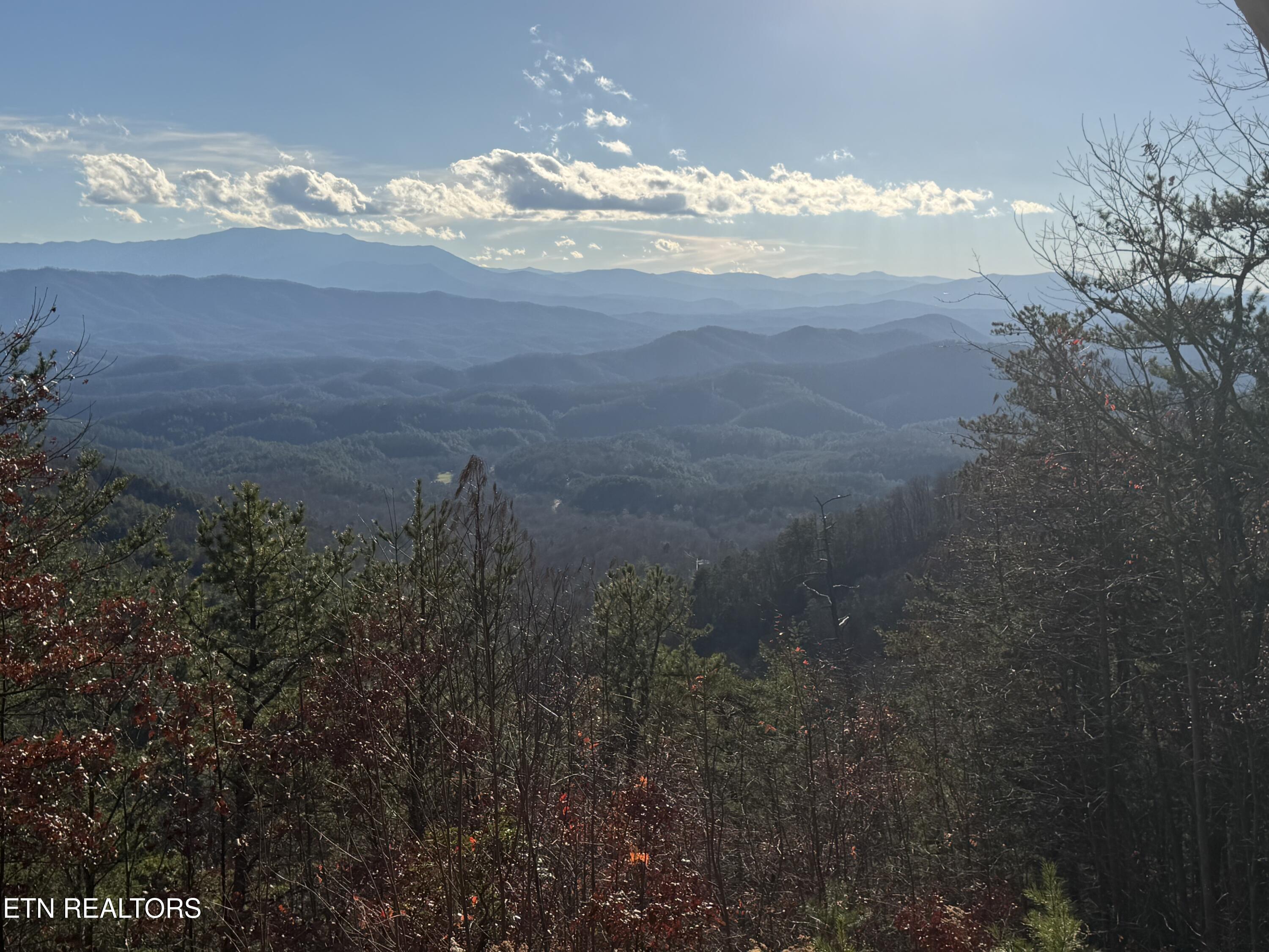 1001 Old Laurel Lane Sevierville TN 37876