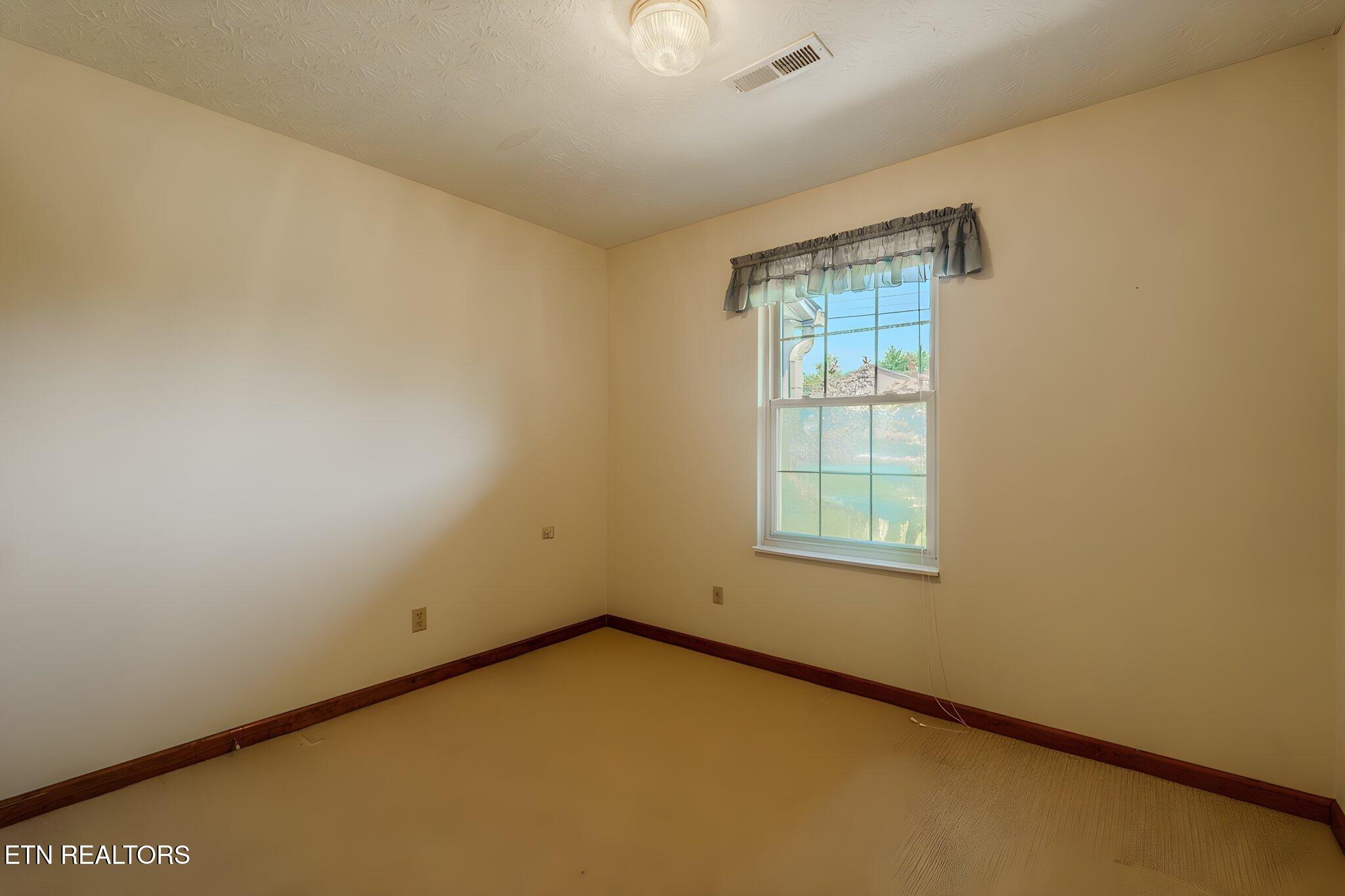 2148 Tuscany Gardens Drive Powell TN 37849