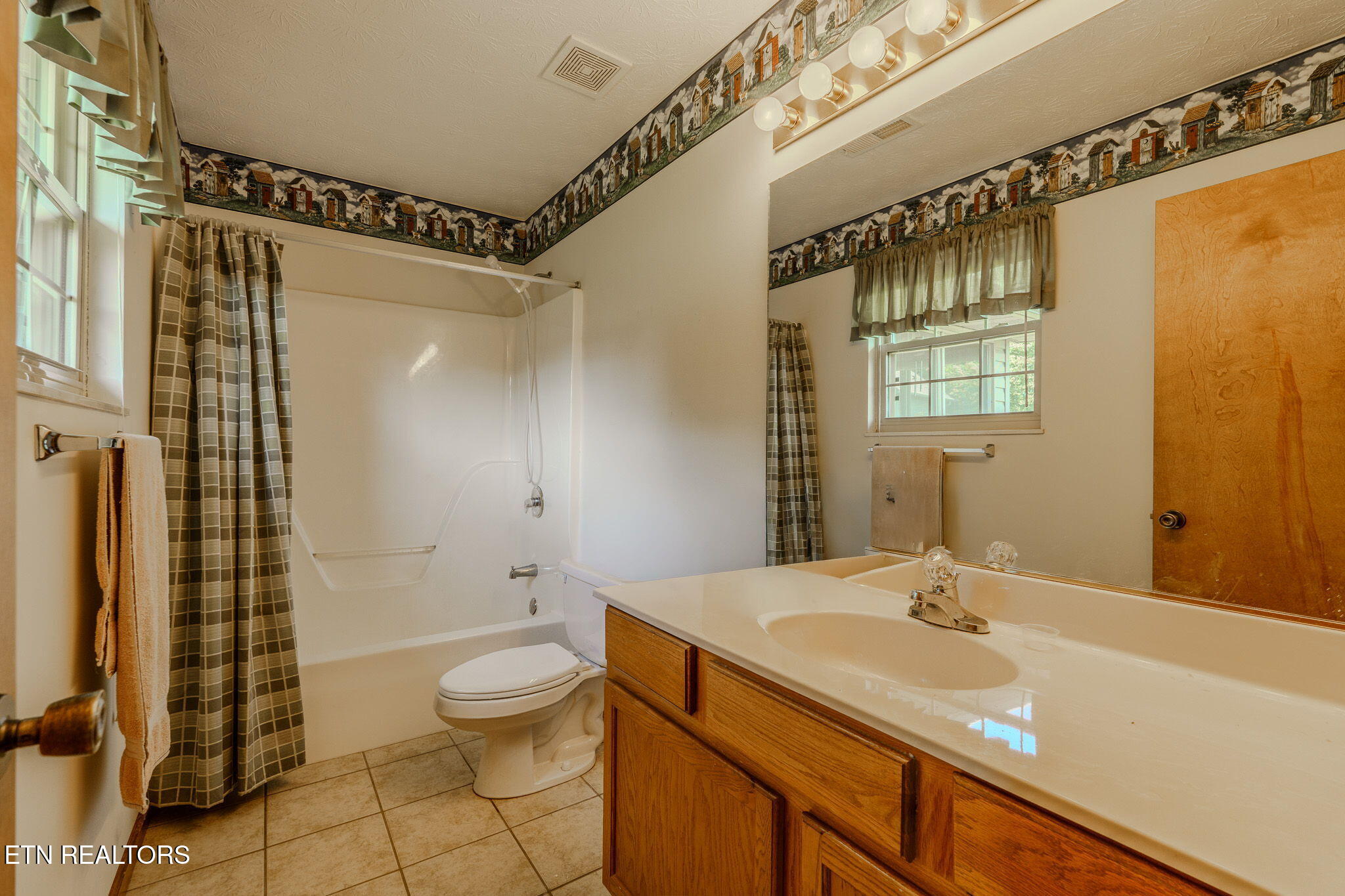 2148 Tuscany Gardens Drive Powell TN 37849