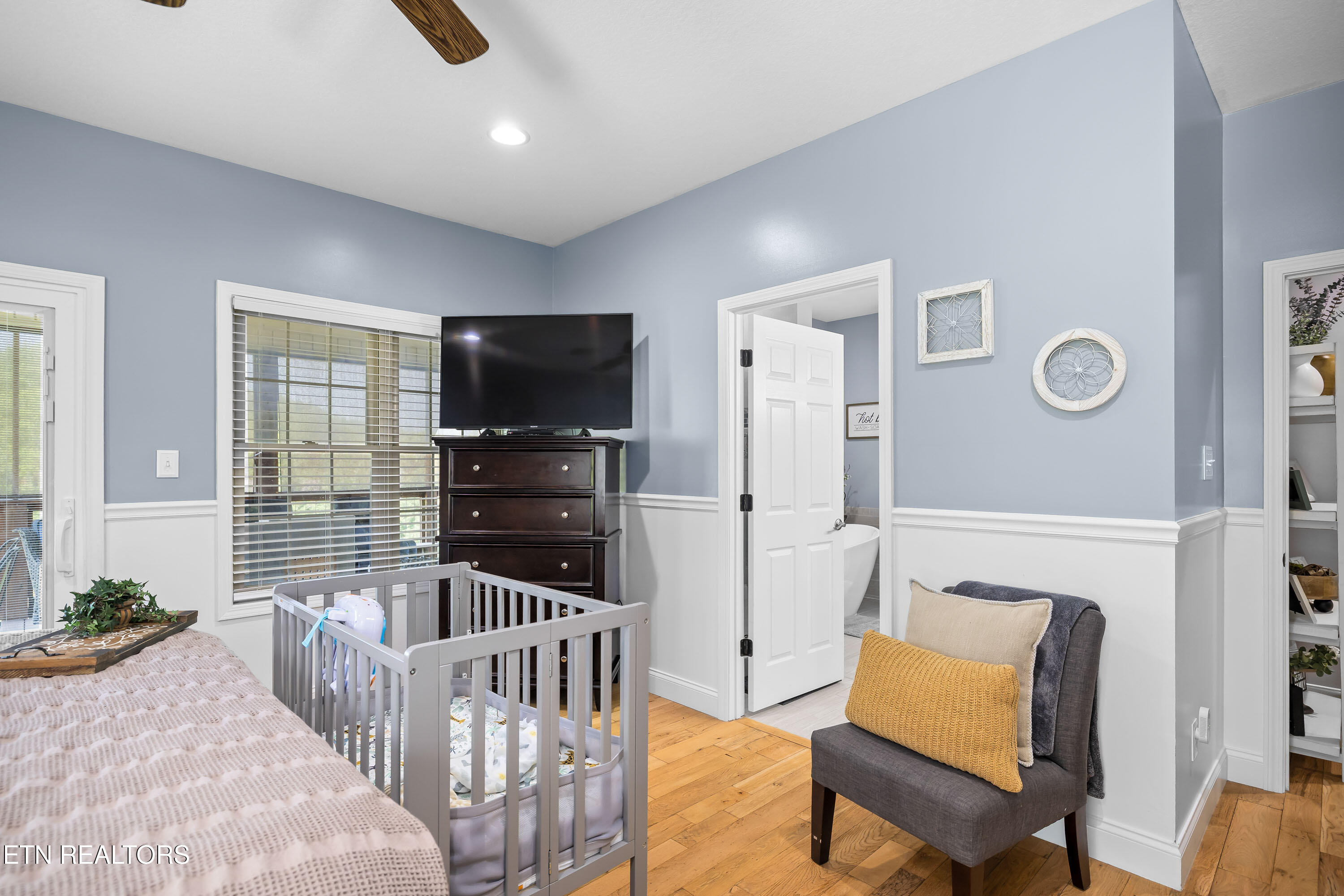 1363 River Run Circle Sevierville TN 37876