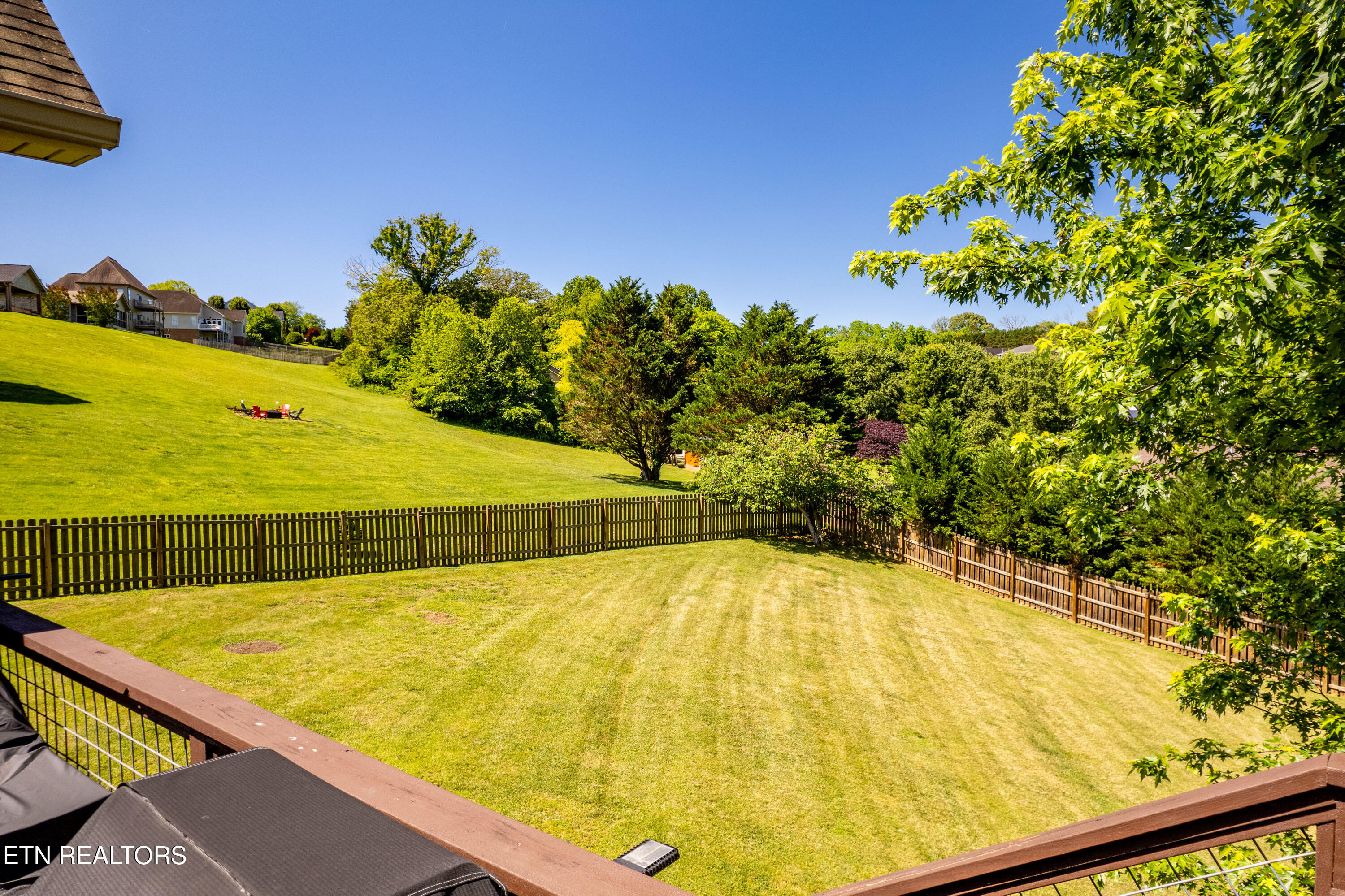 1363 River Run Circle Sevierville TN 37876