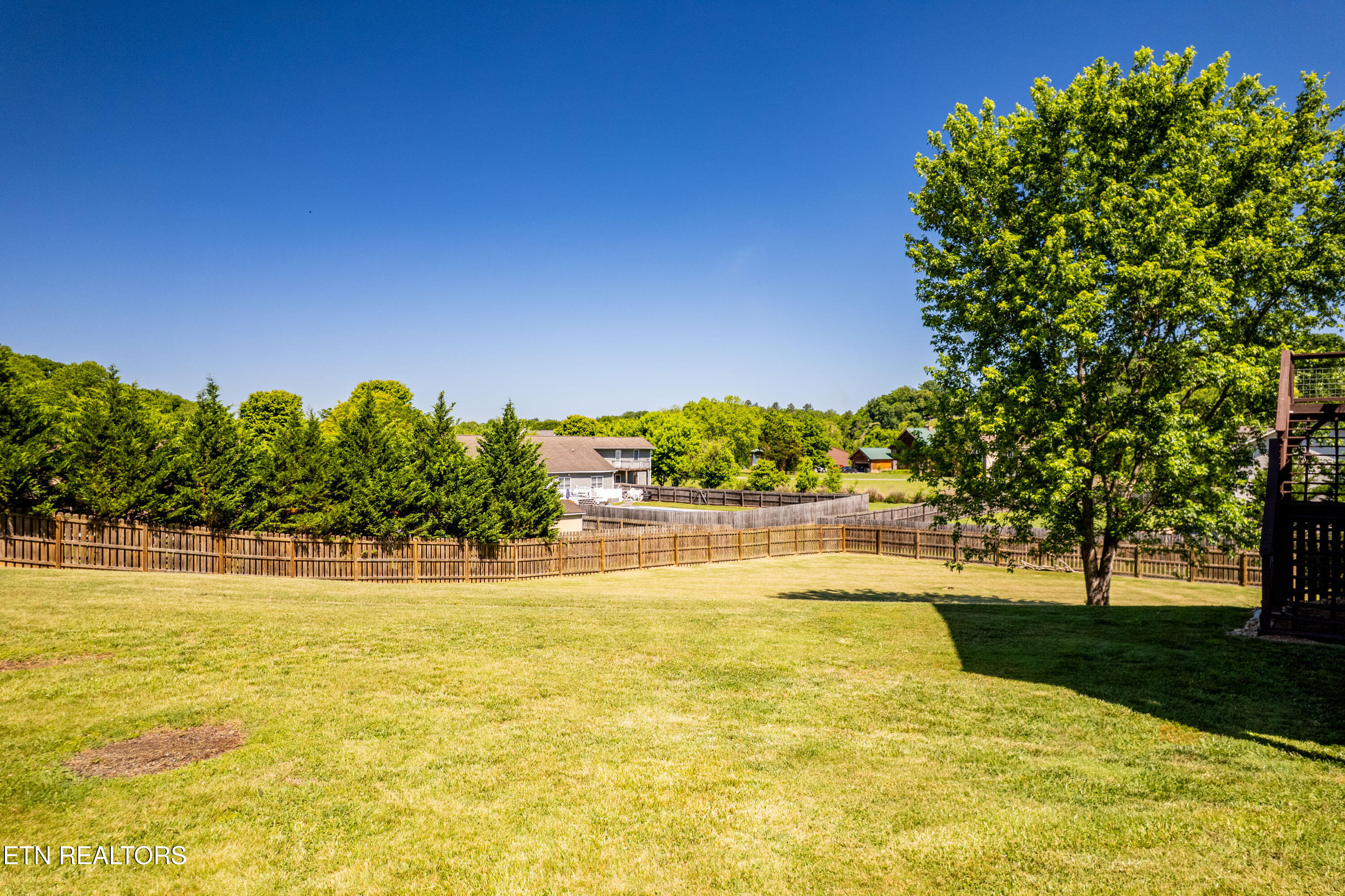 1363 River Run Circle Sevierville TN 37876