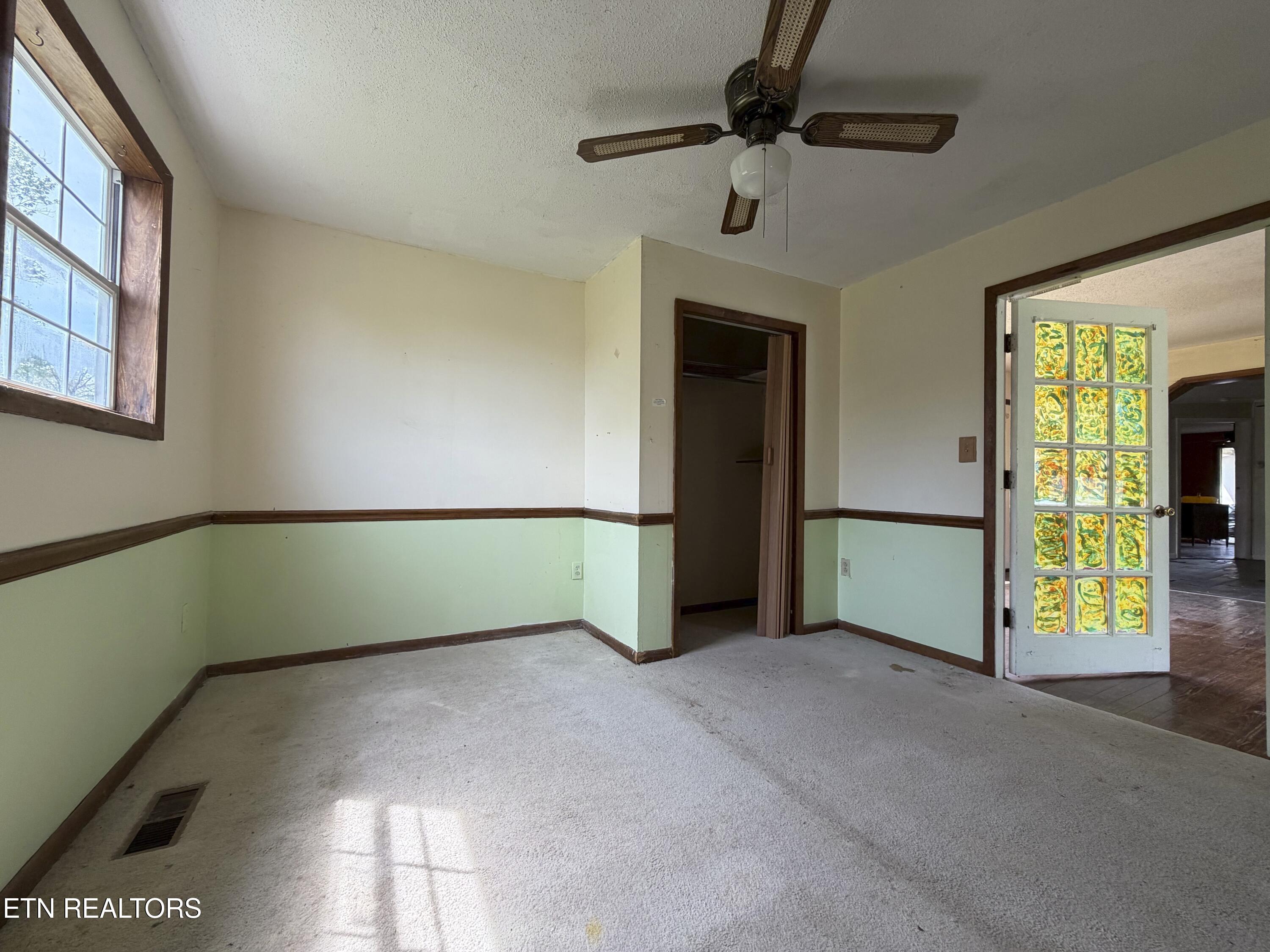 2011 Chestnut Street Sweetwater TN 37874