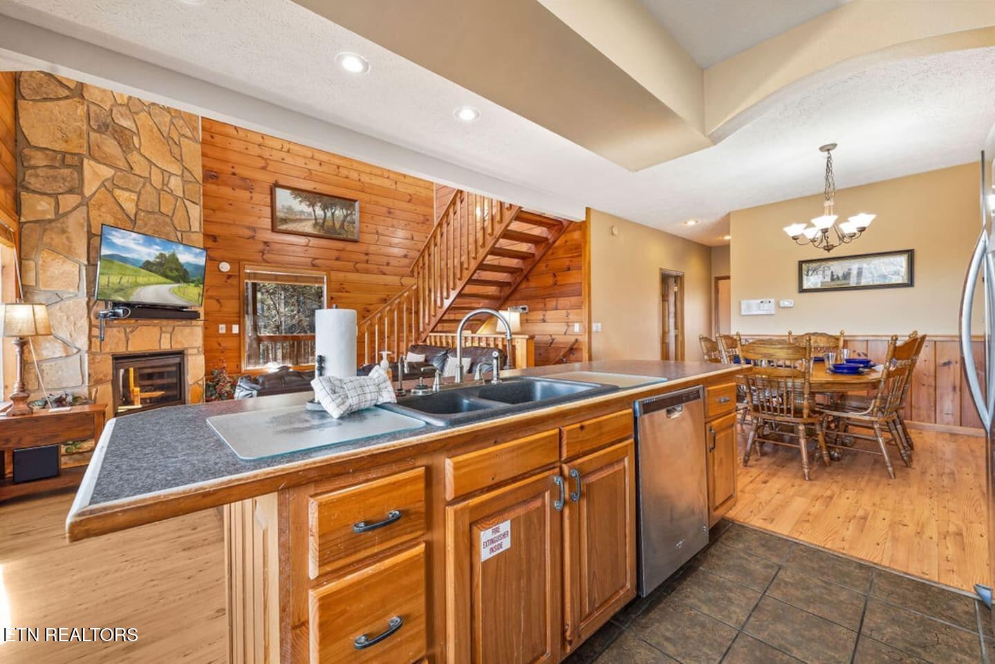 3507 Brook Stone Way Pigeon Forge TN 37863