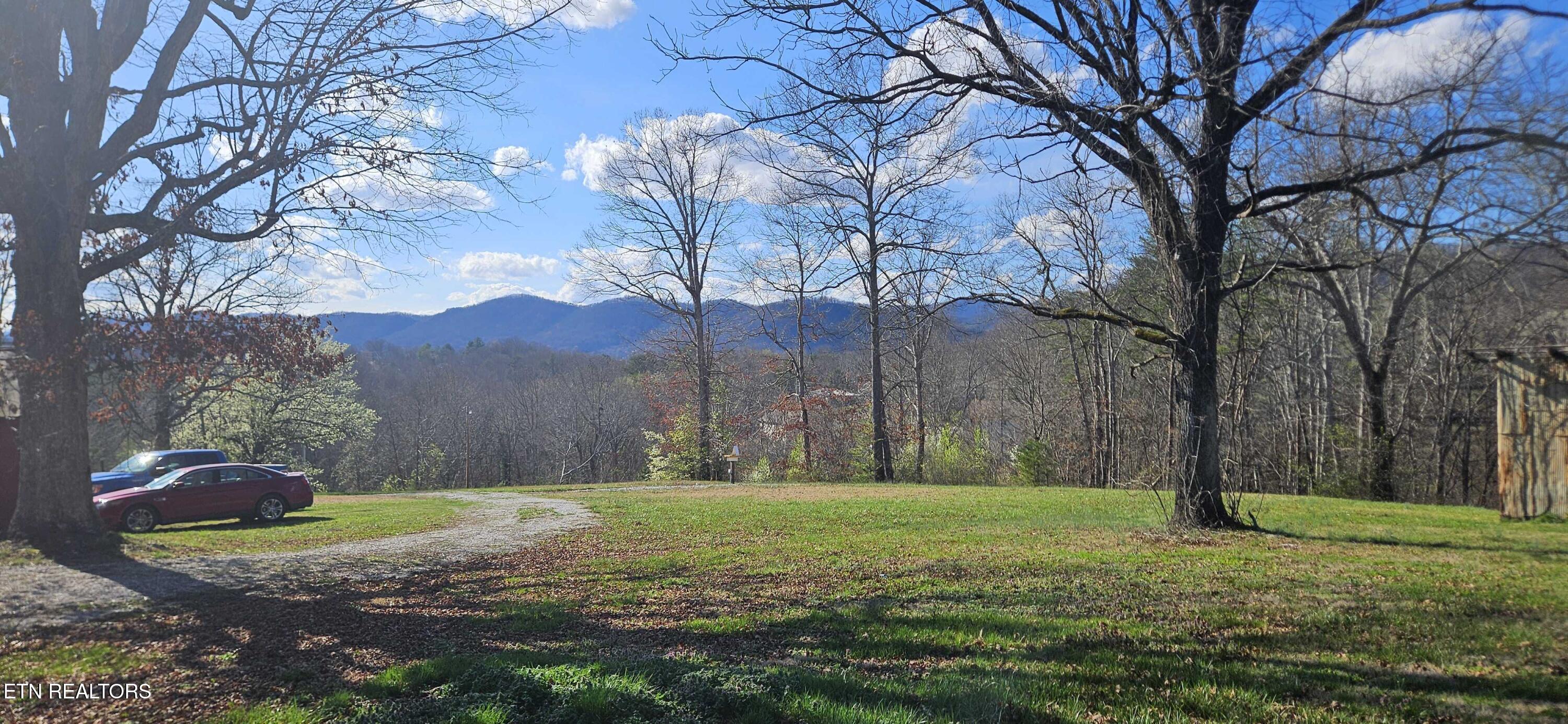 181 Camp Ridge Road Lafollette TN 37766