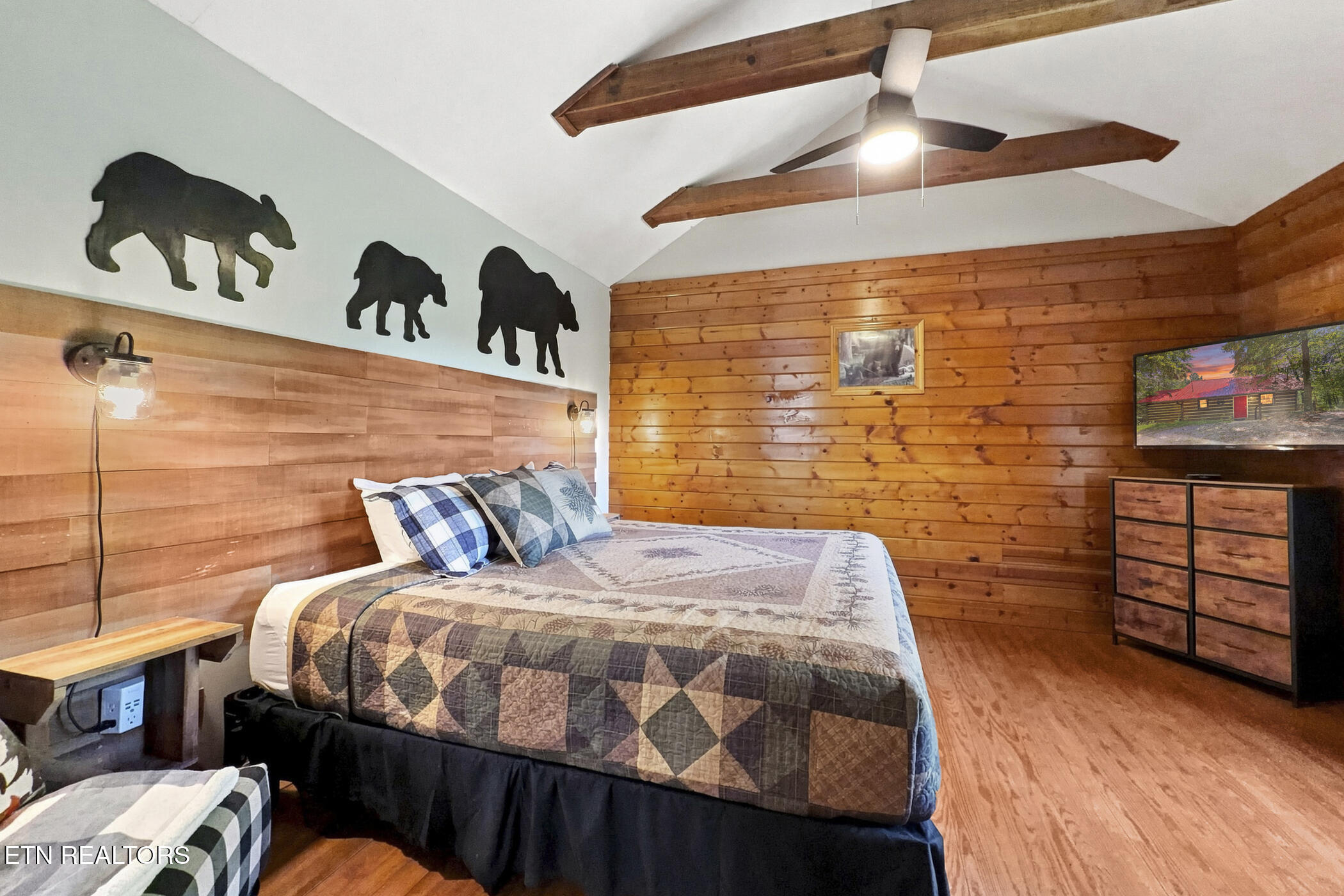 1935 Sb Ogle Lane Sevierville TN 37876