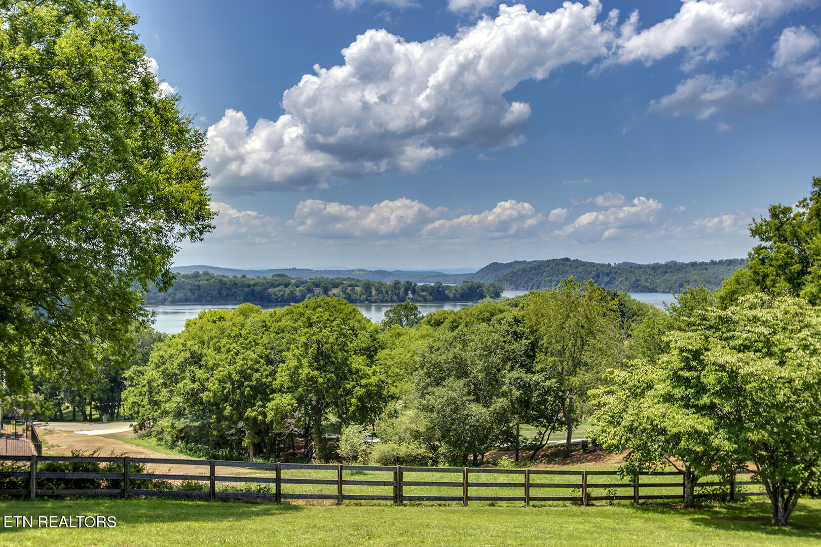 132 Morris Lane Kingston TN 37763