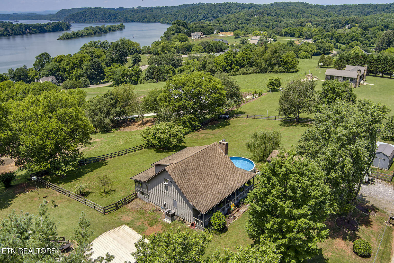 132 Morris Lane Kingston TN 37763