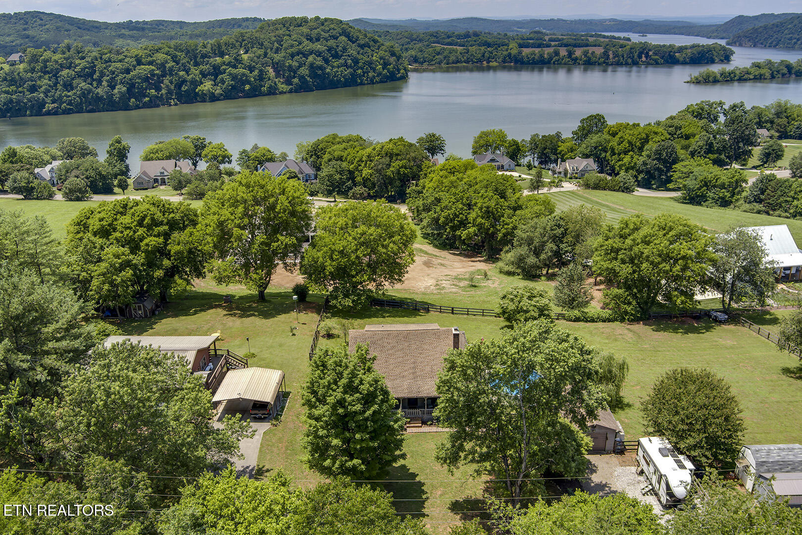 132 Morris Lane Kingston TN 37763