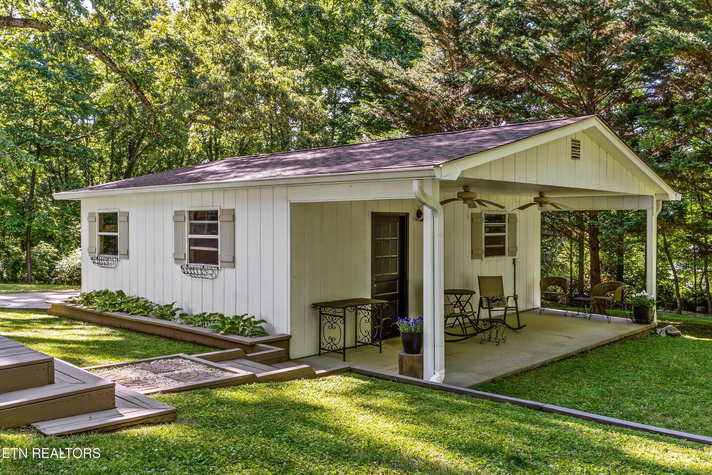 129 W Norris Road Norris TN 37828