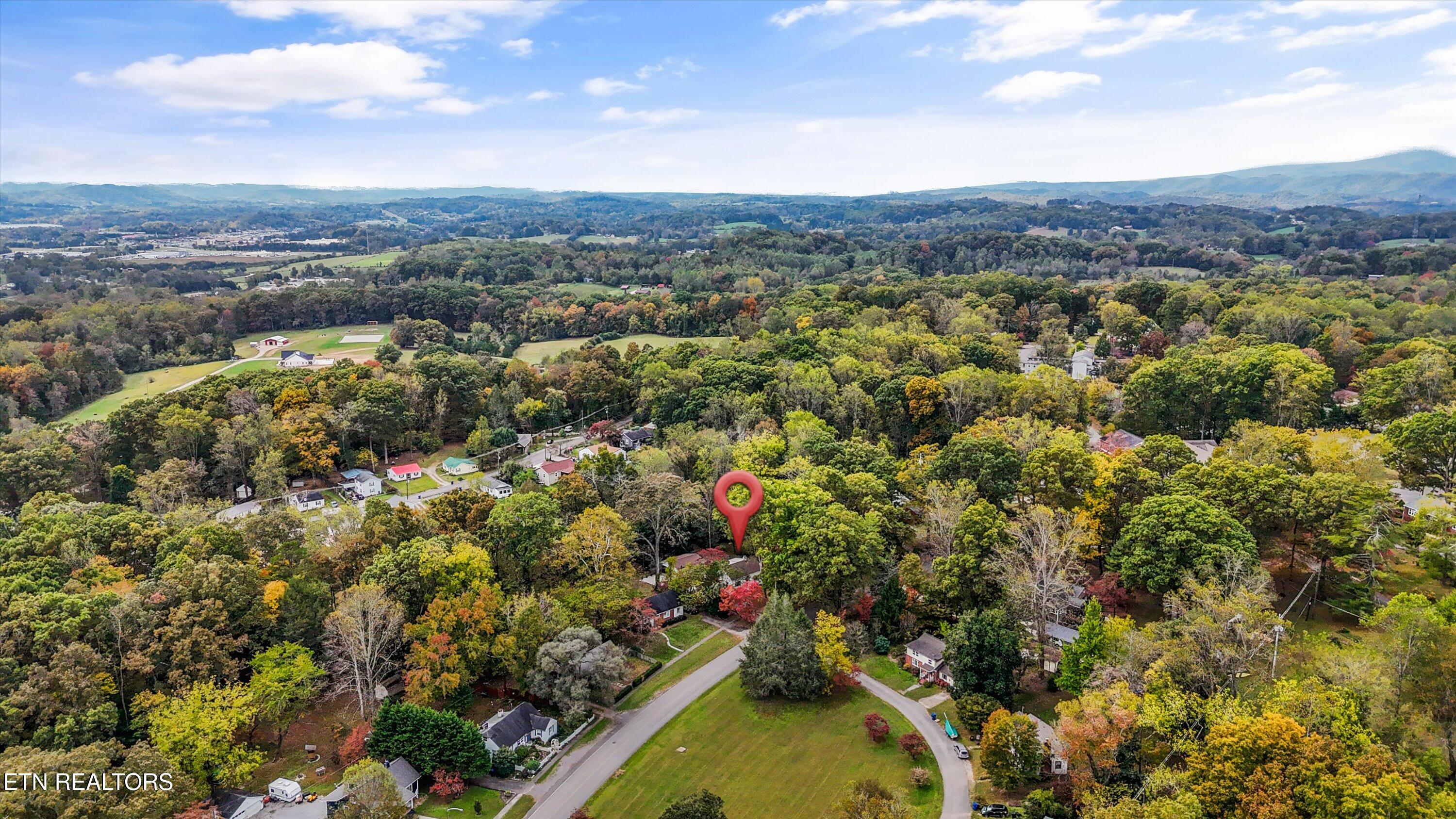 129 W Norris Road Norris TN 37828